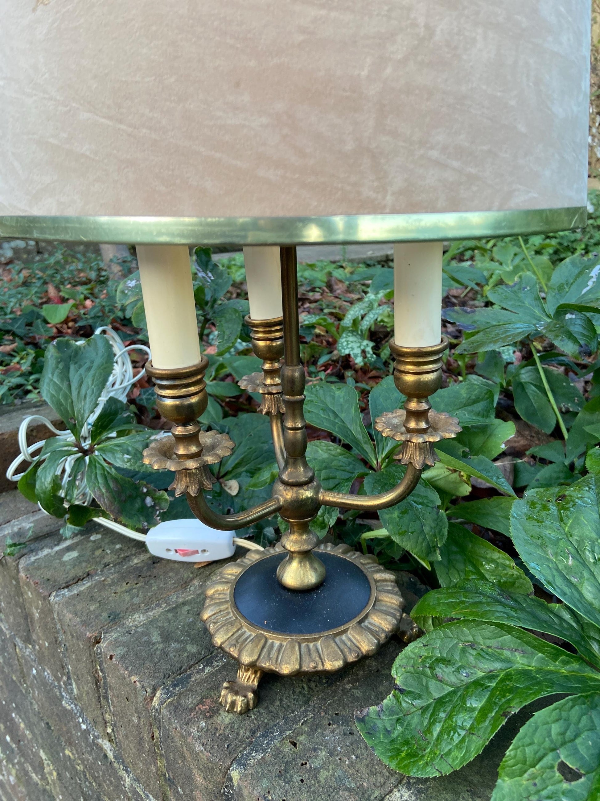 Antique French Bouilotte 3 armed brass office table lamp, heavy quality, newer vintage shade, ebony black detailed base with lion paw feet