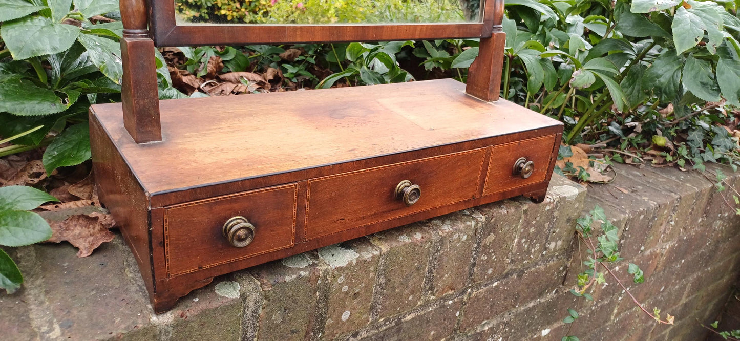 Charming Vintage Mahogany Dressing Table – Adjustable Mirror & Ample Storage