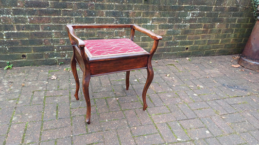 Elegant and Top Quality Vintage Mahogany Piano Stool Upholstered with Sheet Compartment.