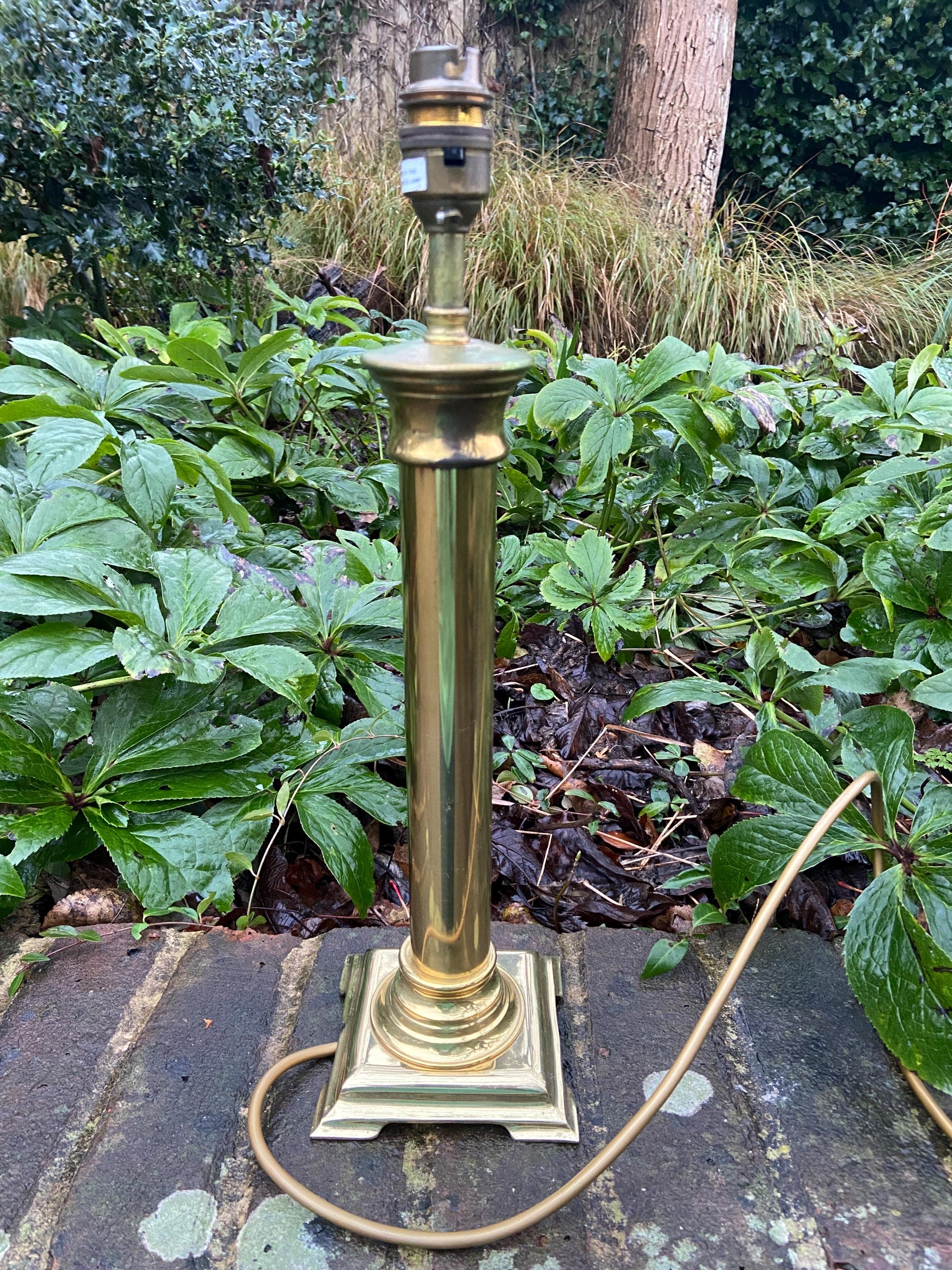 Classic vintage retro Brass candlestick lamp on square base, made for BHS England - working vintage table lamp, 42cm tall