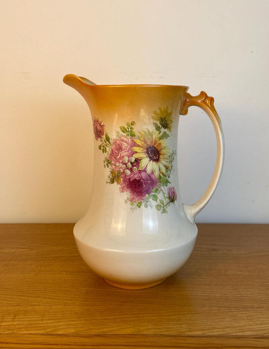 large decorative pottery jug or vase.  Great condition. Made in 1900s by New Hall Pottery in Staffordshire. VGC