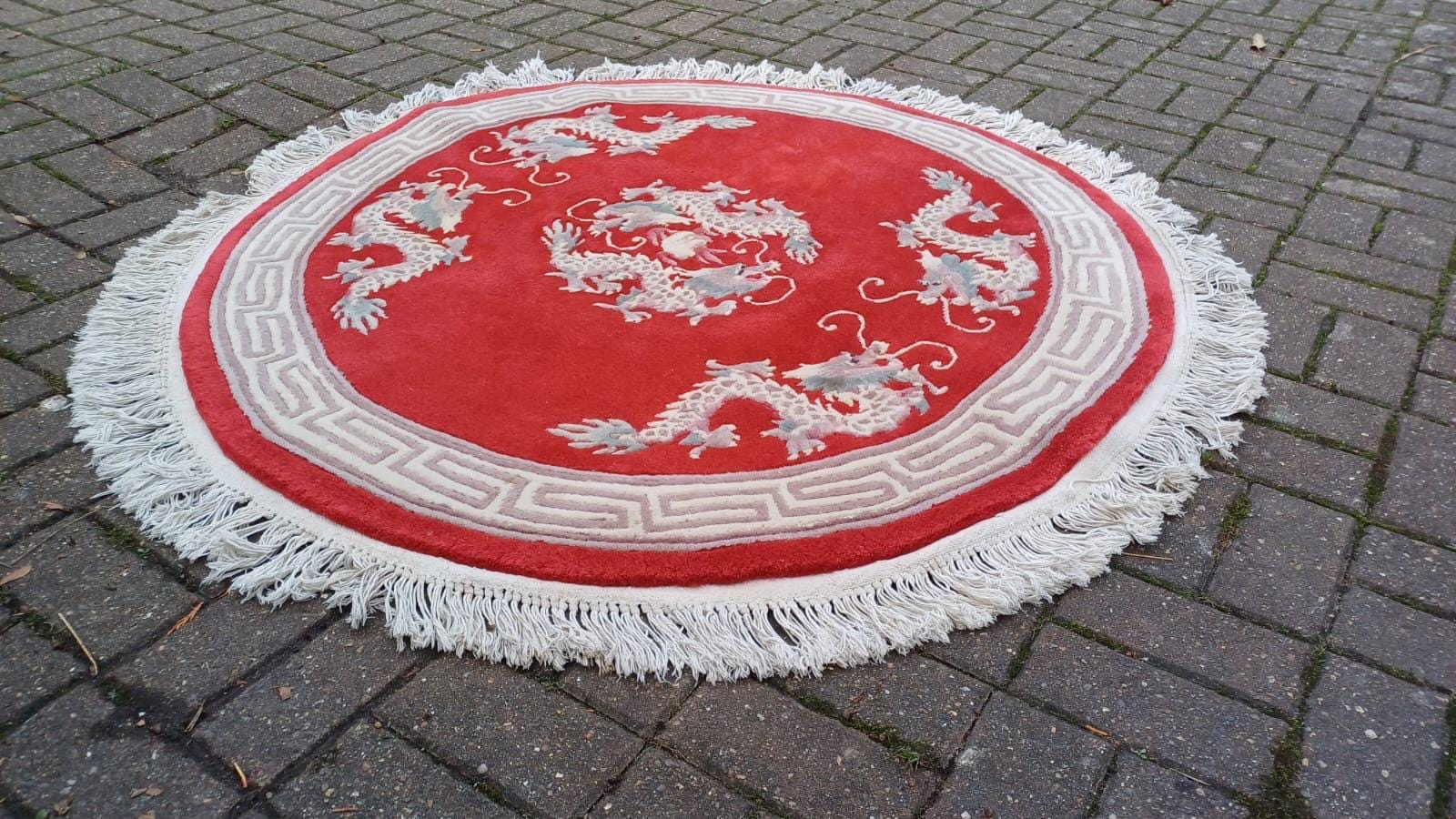 Vintage Round Chinese Woollen Red Rug, Dragons, oriental pattern and fringe, good condition 144cm diameter