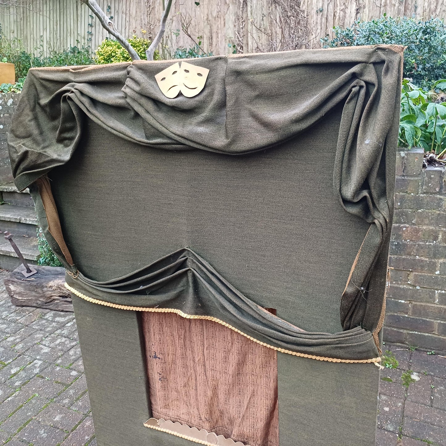 Fantastic Rare and Quirky Large Vintage Folding Puppet Stage 1960s FREE HAND Delivery