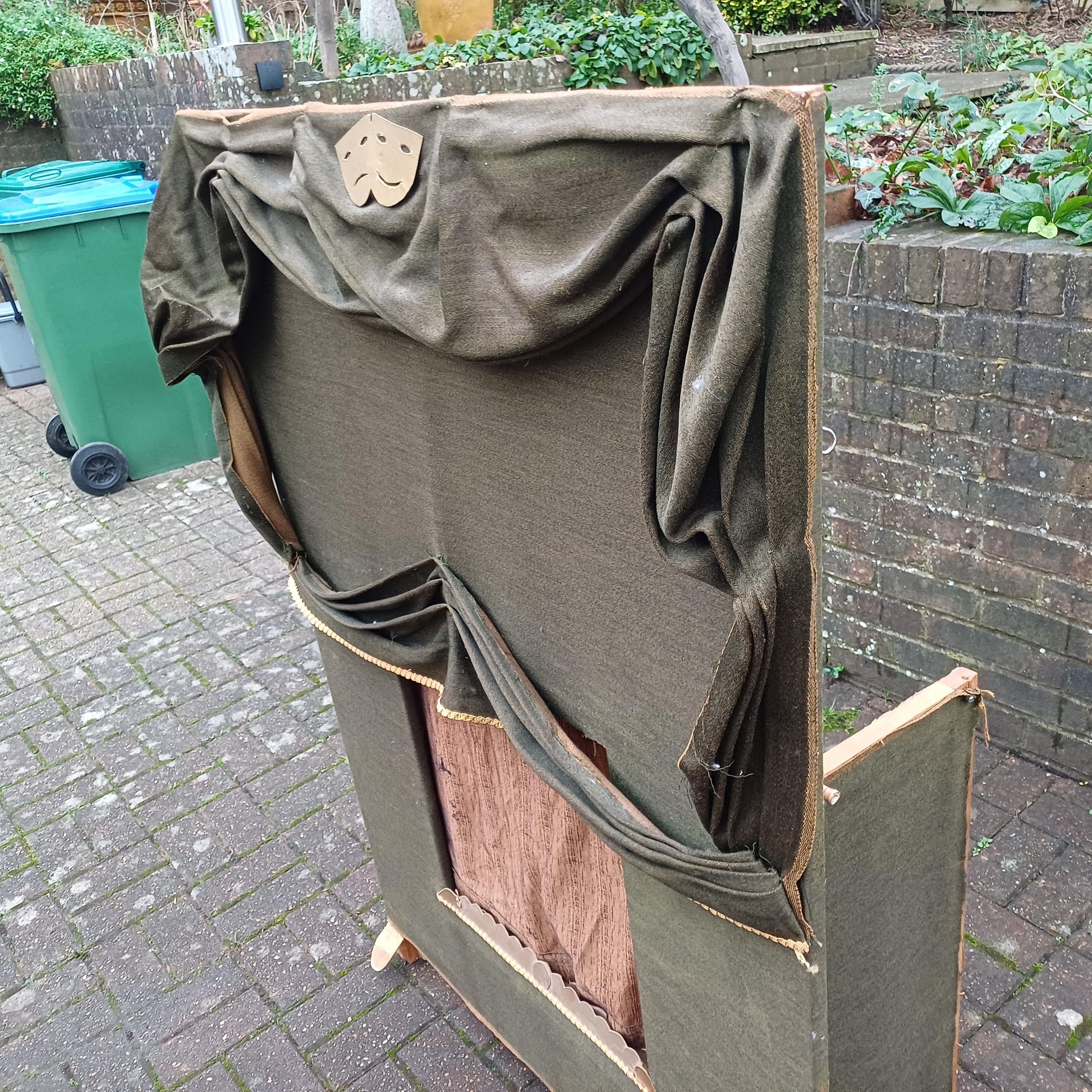 Fantastic Rare and Quirky Large Vintage Folding Puppet Stage 1960s FREE HAND Delivery