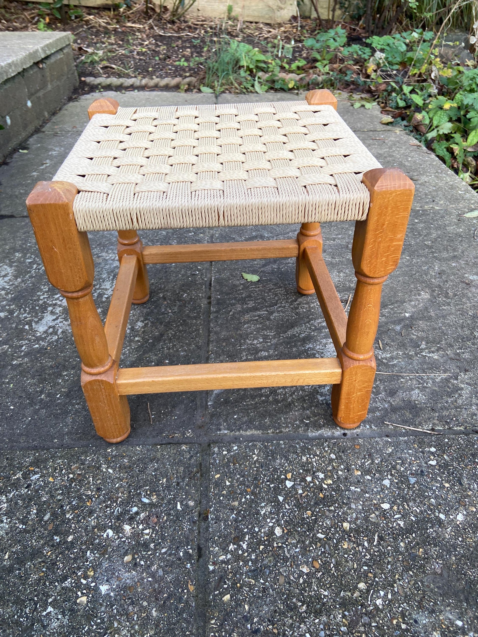 Vintage woven cream string stool on light brown frame – VGC - 29cm square