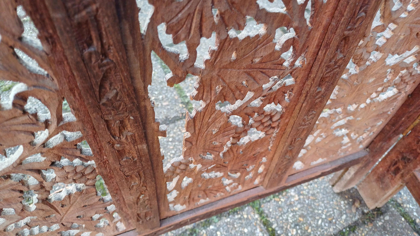 Vintage 1970s/80s Handcrafted Hardwood Vanity Screen Room Divider with Intricate Grapevine Carvings FREE HAND Delivery