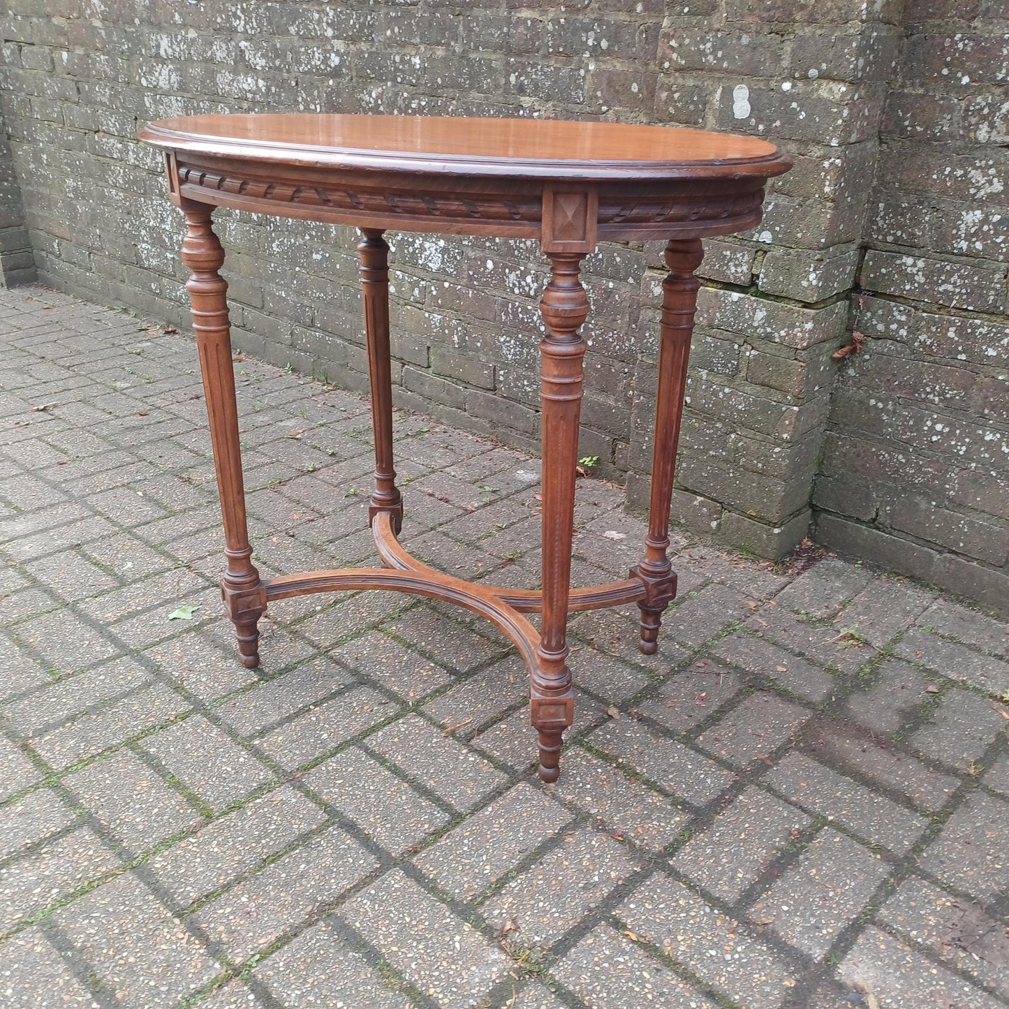 Beautiful Top Quality French Vintage 1920s Fruitwood Side Occasional Table FREE HAND Delivery