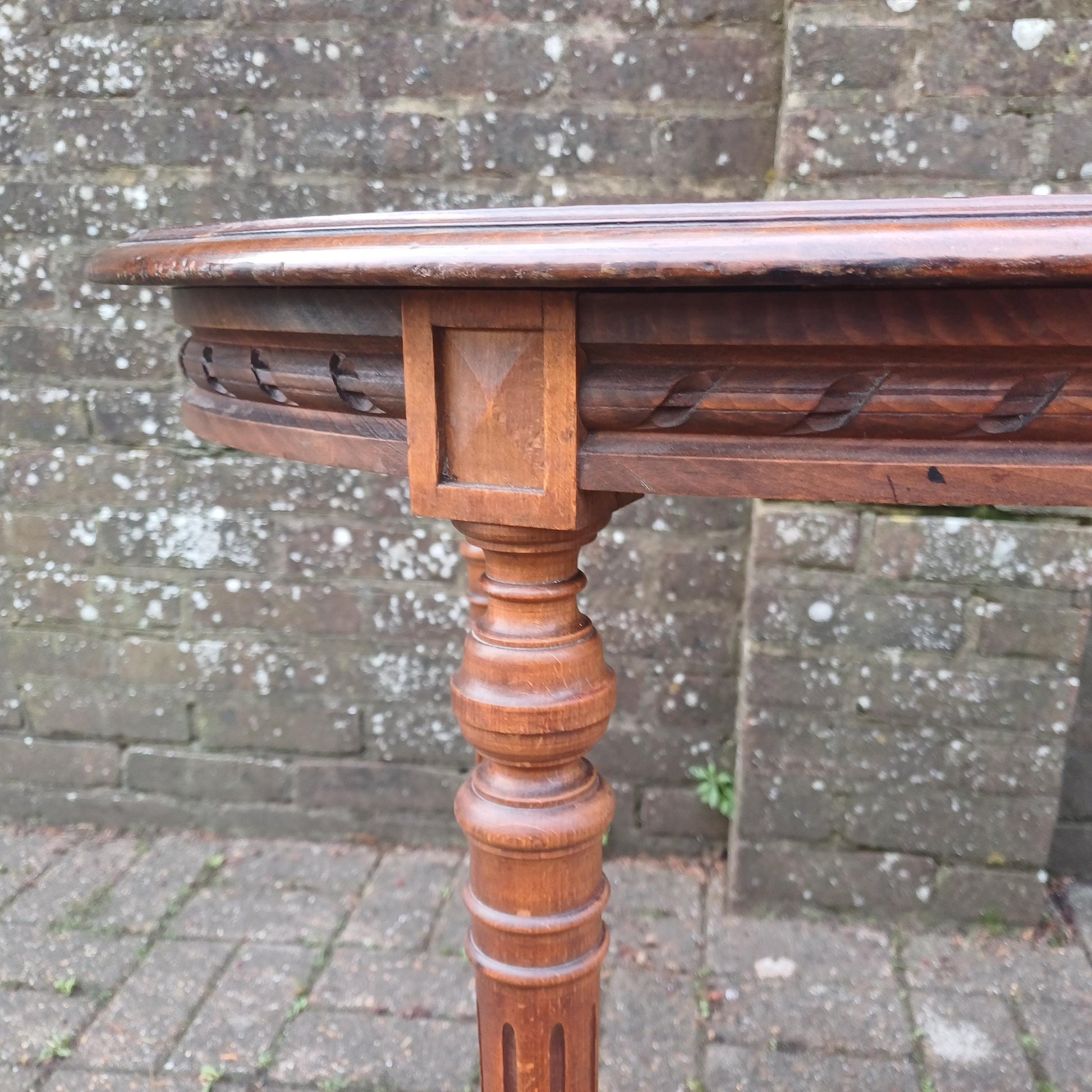 Beautiful Top Quality French Vintage 1920s Fruitwood Side Occasional Table FREE HAND Delivery