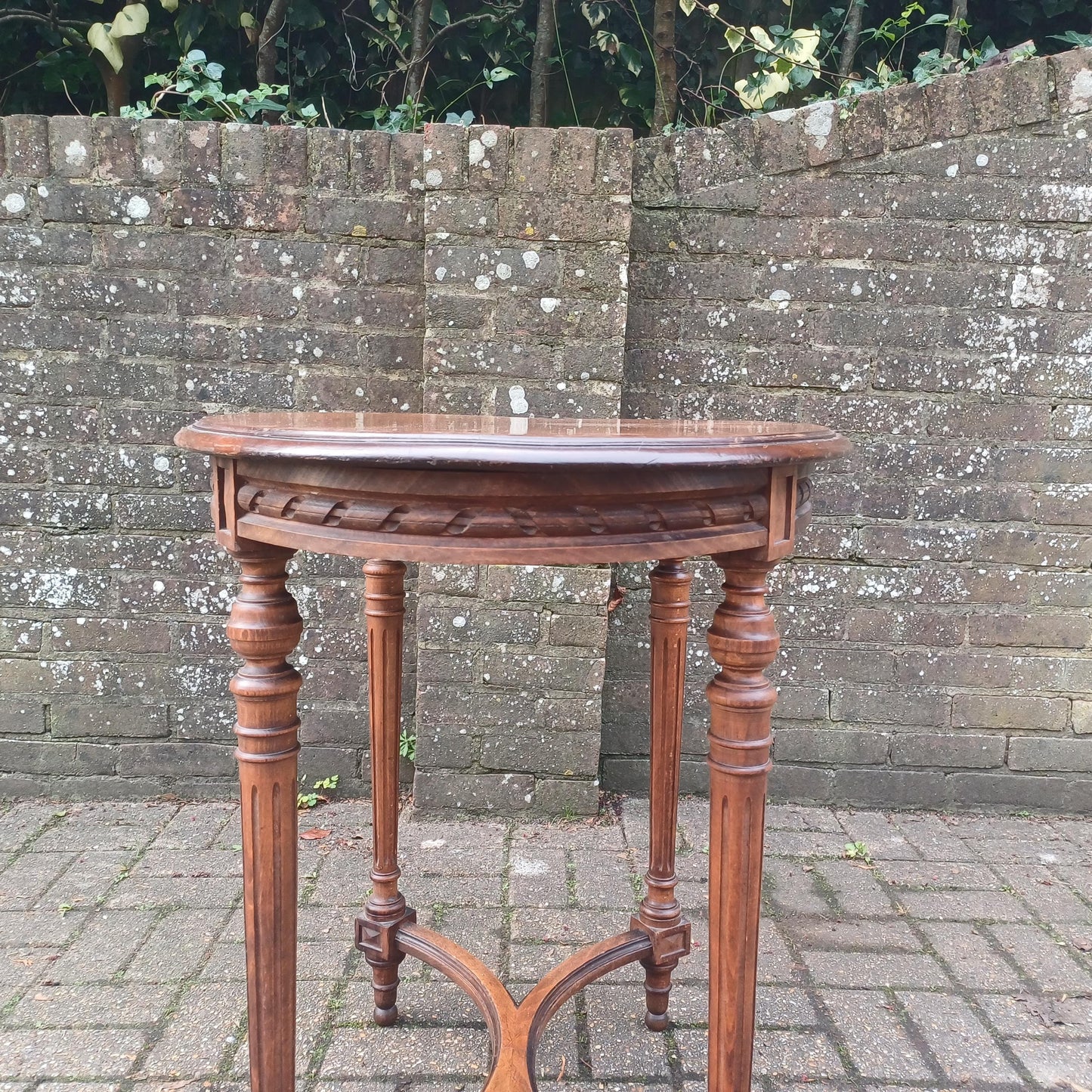 Beautiful Top Quality French Vintage 1920s Fruitwood Side Occasional Table FREE HAND Delivery