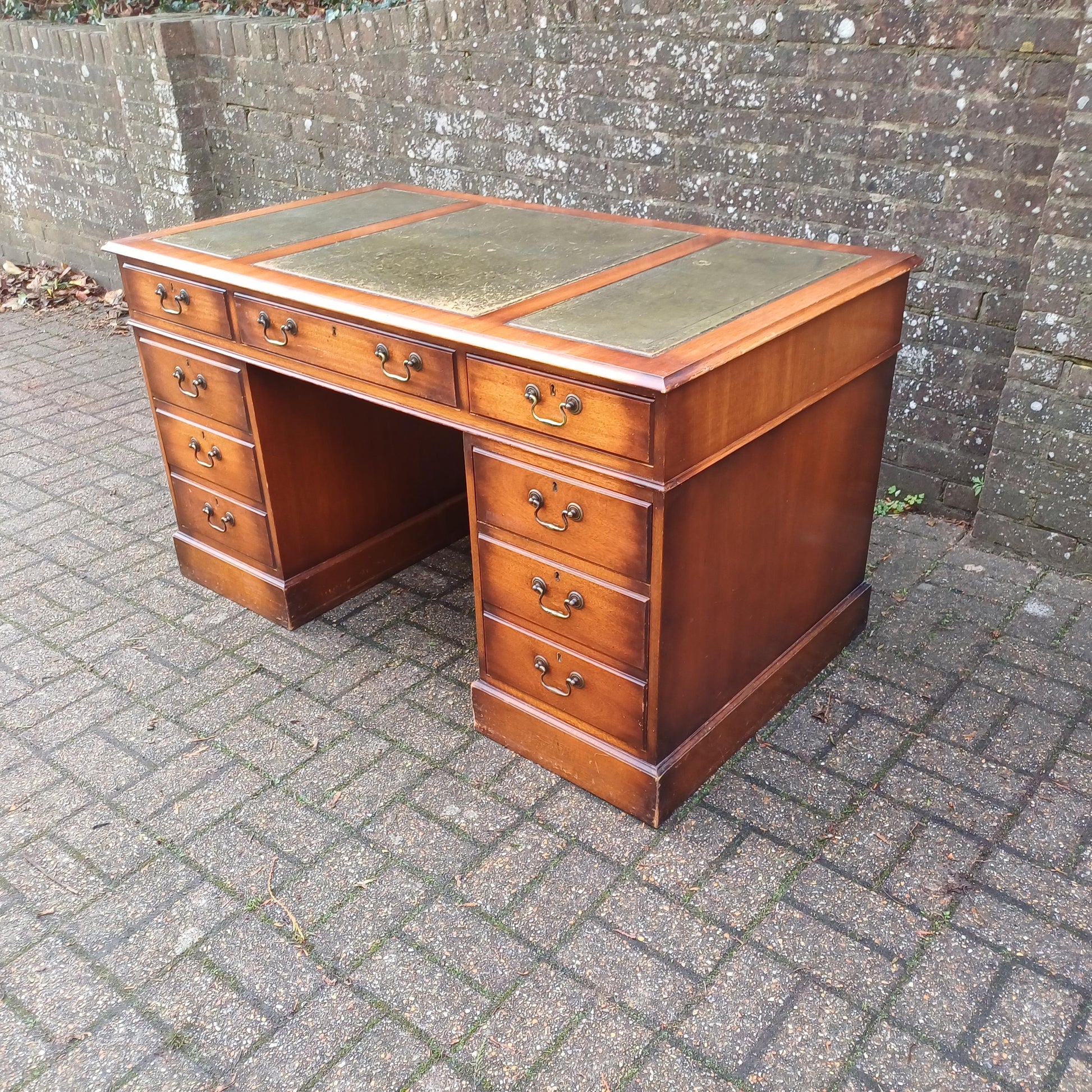 Huge Vintage 60s-70s Mahogany Pedestal Kneehole Desk Faux Green Leather Top FREE HAND Delivery