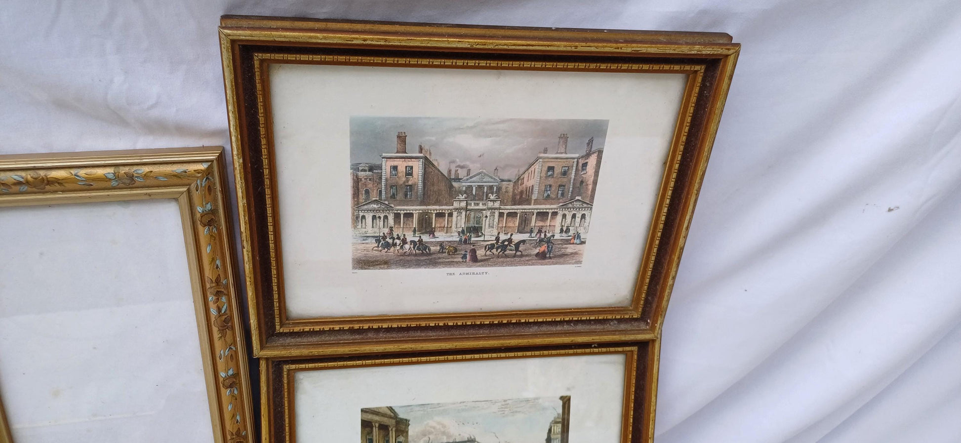 Collection of 7 Gold Vintage Pictures Prints Frames Framing Glazed with Boarded Backings Frame Photo Photograph Artist Upcycling Project.