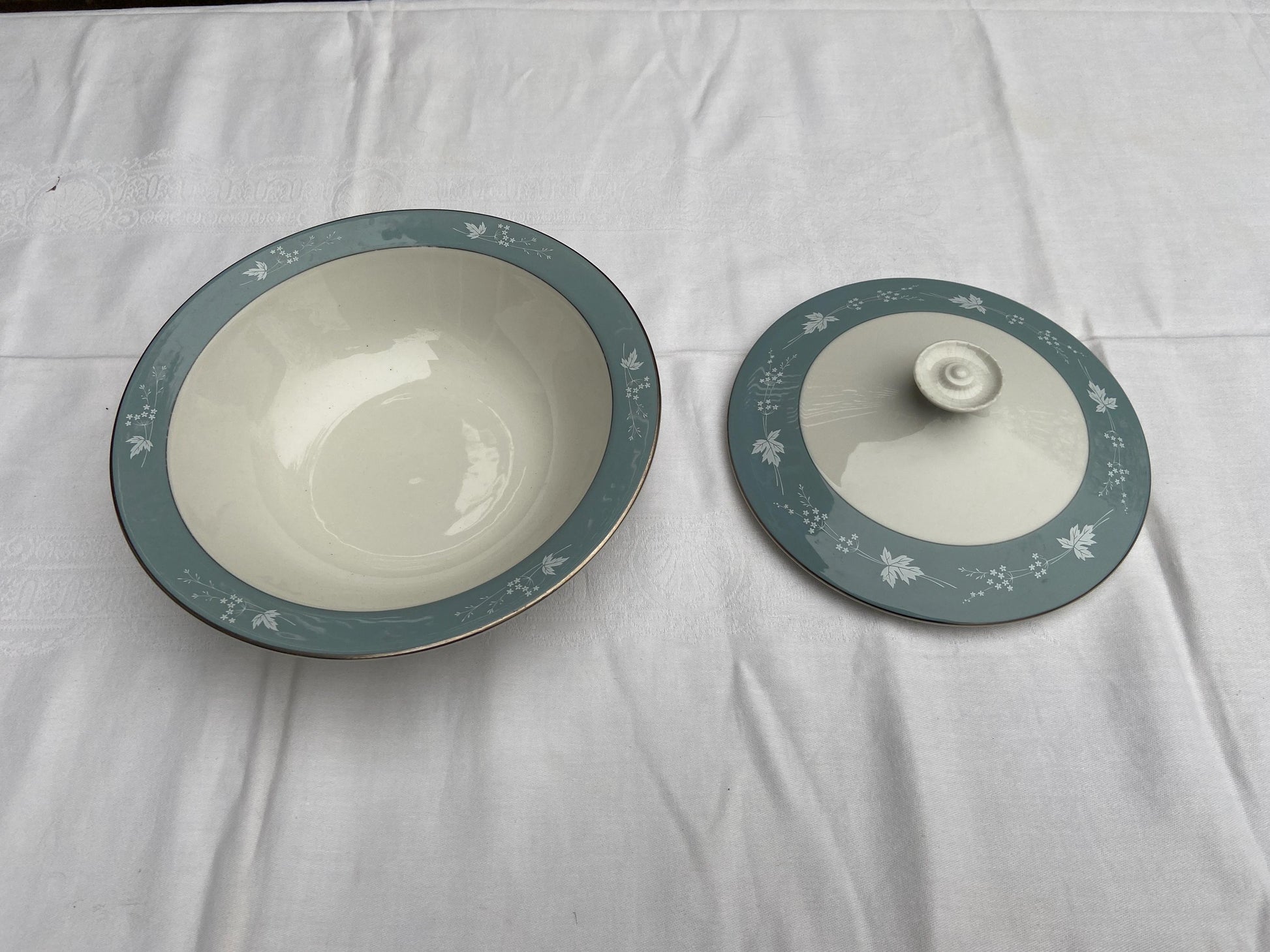 Six to Eight place Mid-Century REFLECTION Royal Doulton Dinner Service - 46 pieces in total - VGC - blue grey floral pattern with white