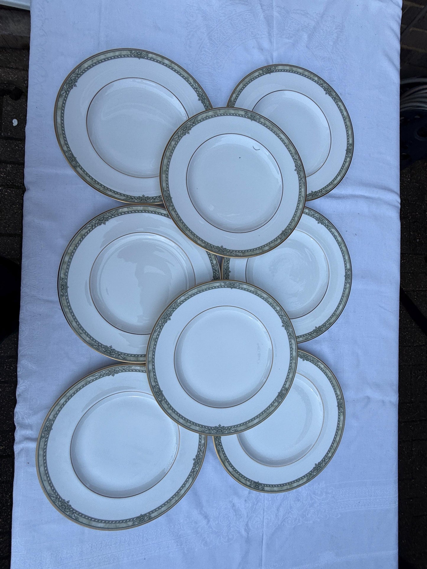 Royal Doulton Isabella Part Dinner Service - vintage - 37 pieces incl 8 dinner plates, 8 cups saucers, 6 side plates, tea pot, jugs & bowls