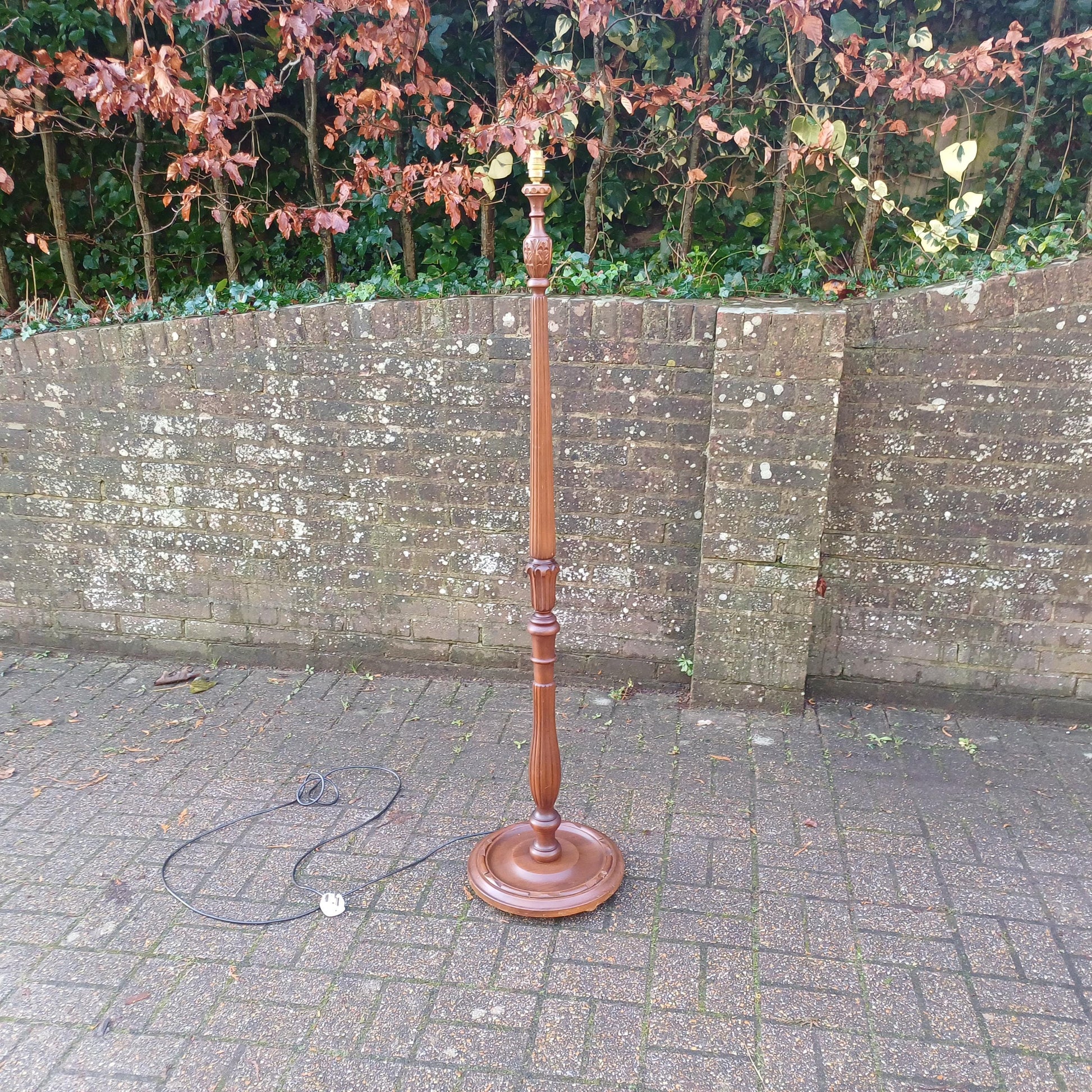 Imposing Vintage 1960s Solid Beech Standard Lamp with Carved Details and Dark Finish