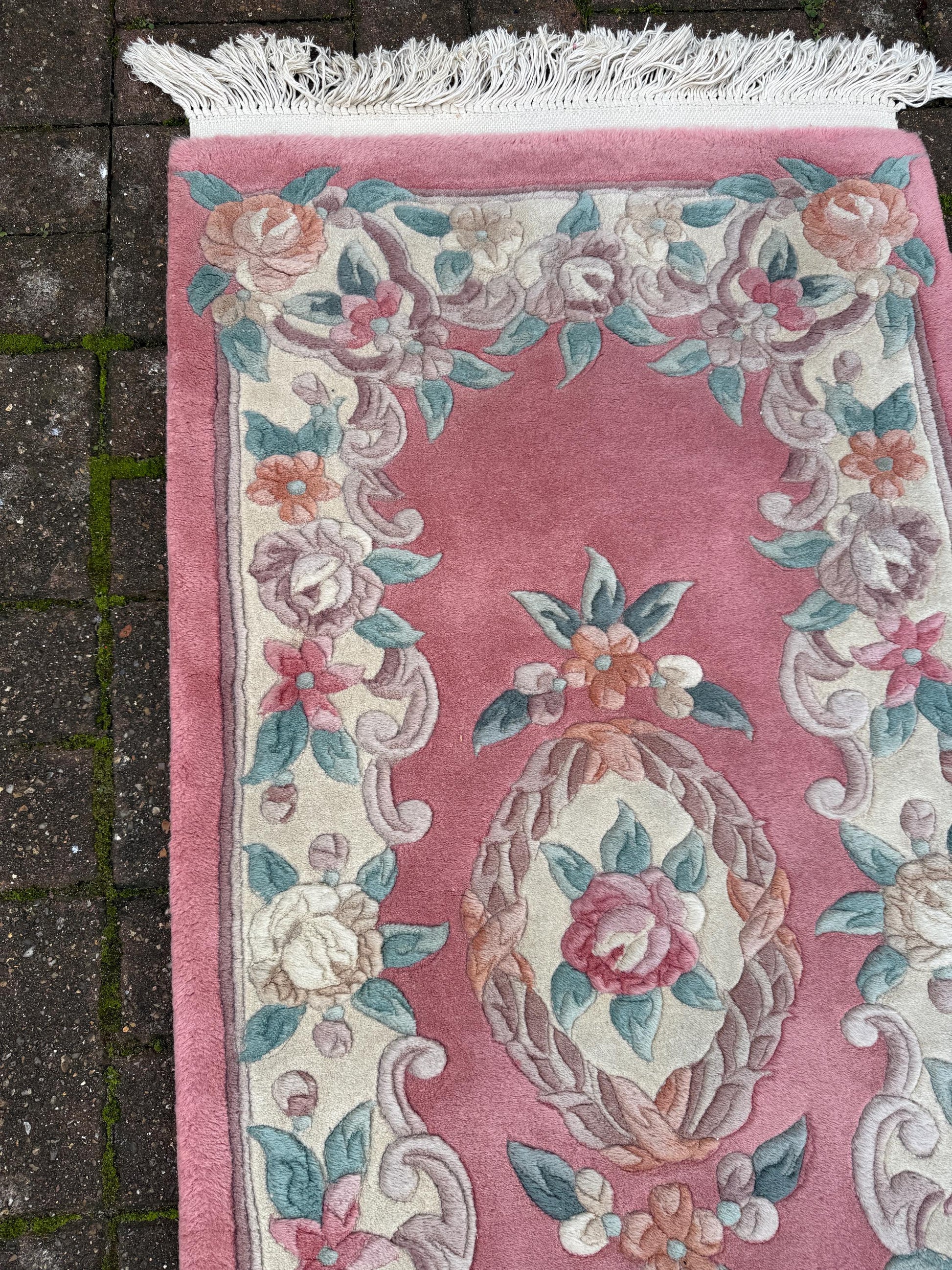 Pink Chinese Woollen Rug in VGC (145cm x 60cm)