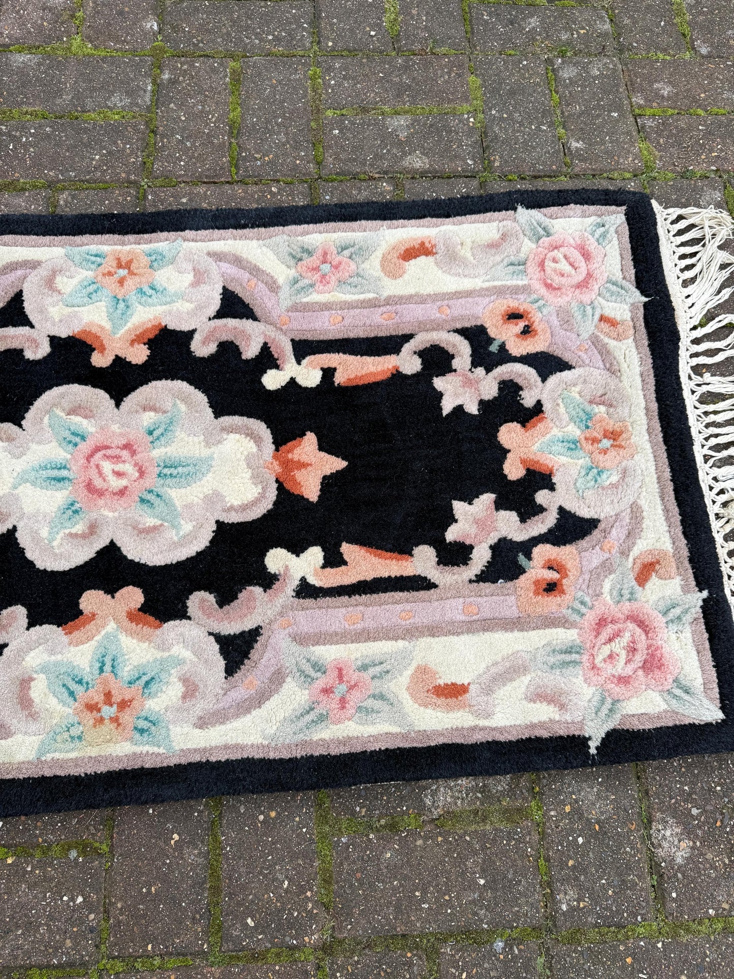 Black Thick Pile Chinese Wool Rug (136cm x 62cm)