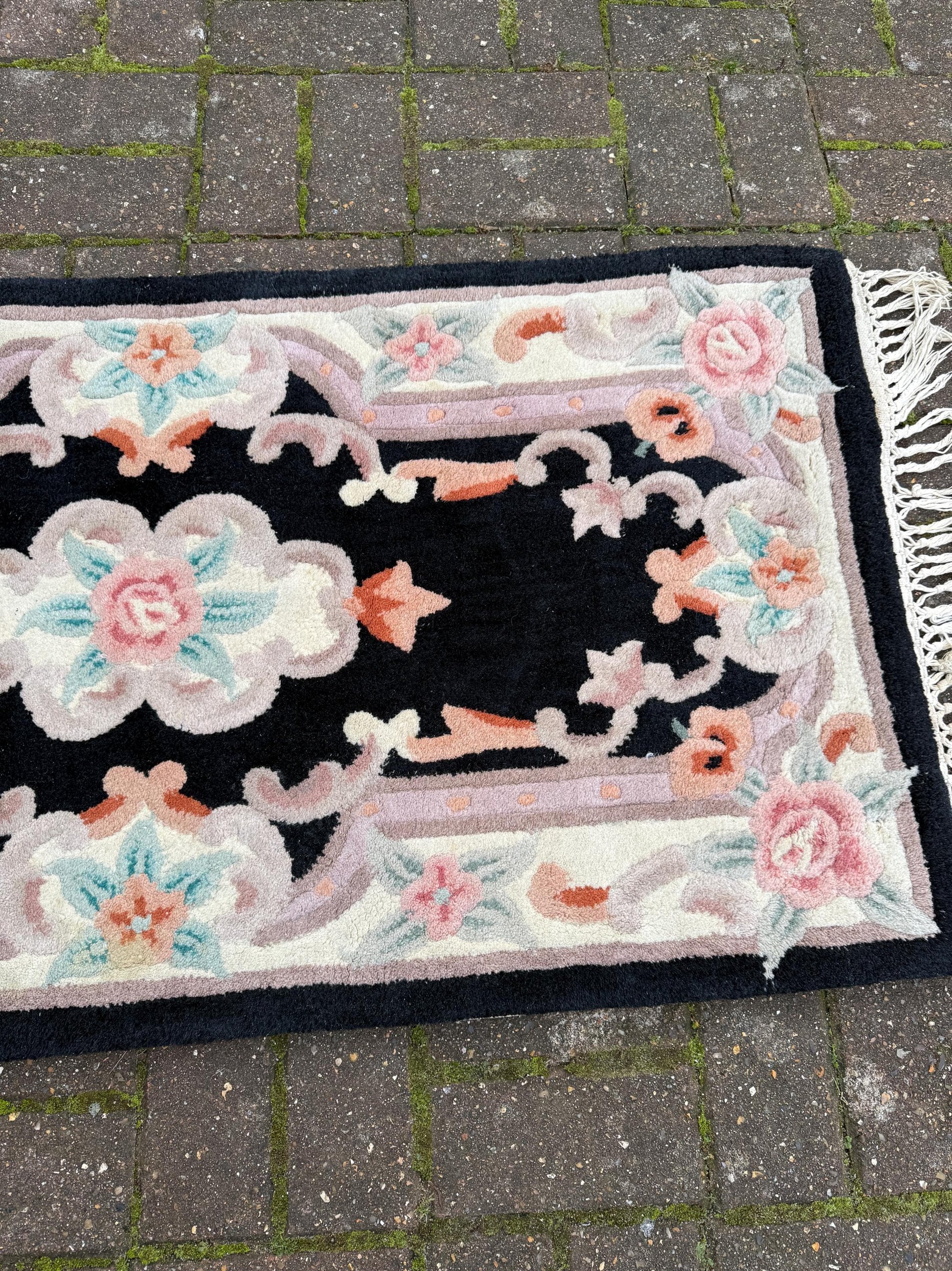 Black Thick Pile Chinese Wool Rug (136cm x 62cm)