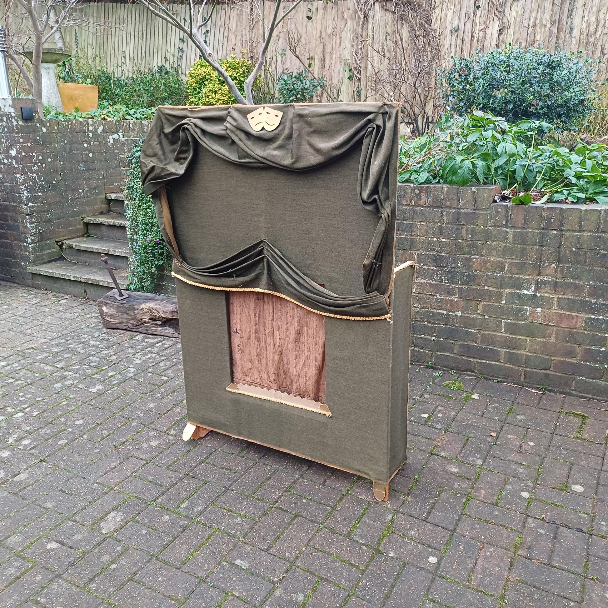 Fantastic Rare and Quirky Large Vintage Folding Puppet Stage 1960s FREE HAND Delivery