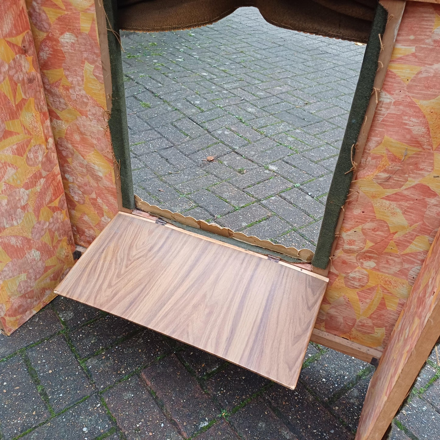Fantastic Rare and Quirky Large Vintage Folding Puppet Stage 1960s FREE HAND Delivery