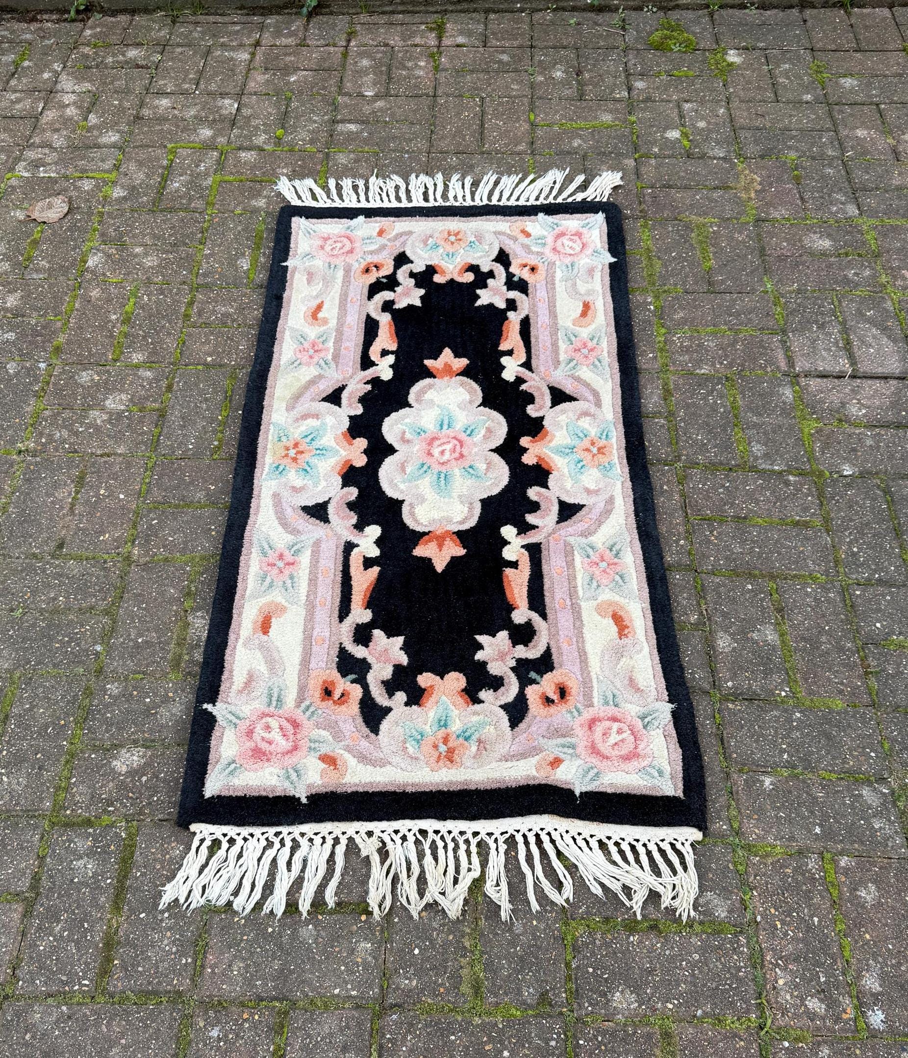 thick pile vintage woollen wool rug. vintage chinese rug