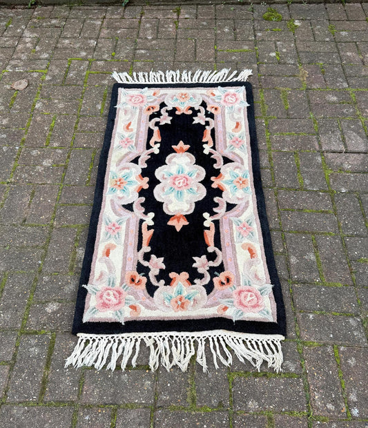 thick pile vintage woollen wool rug. vintage chinese rug