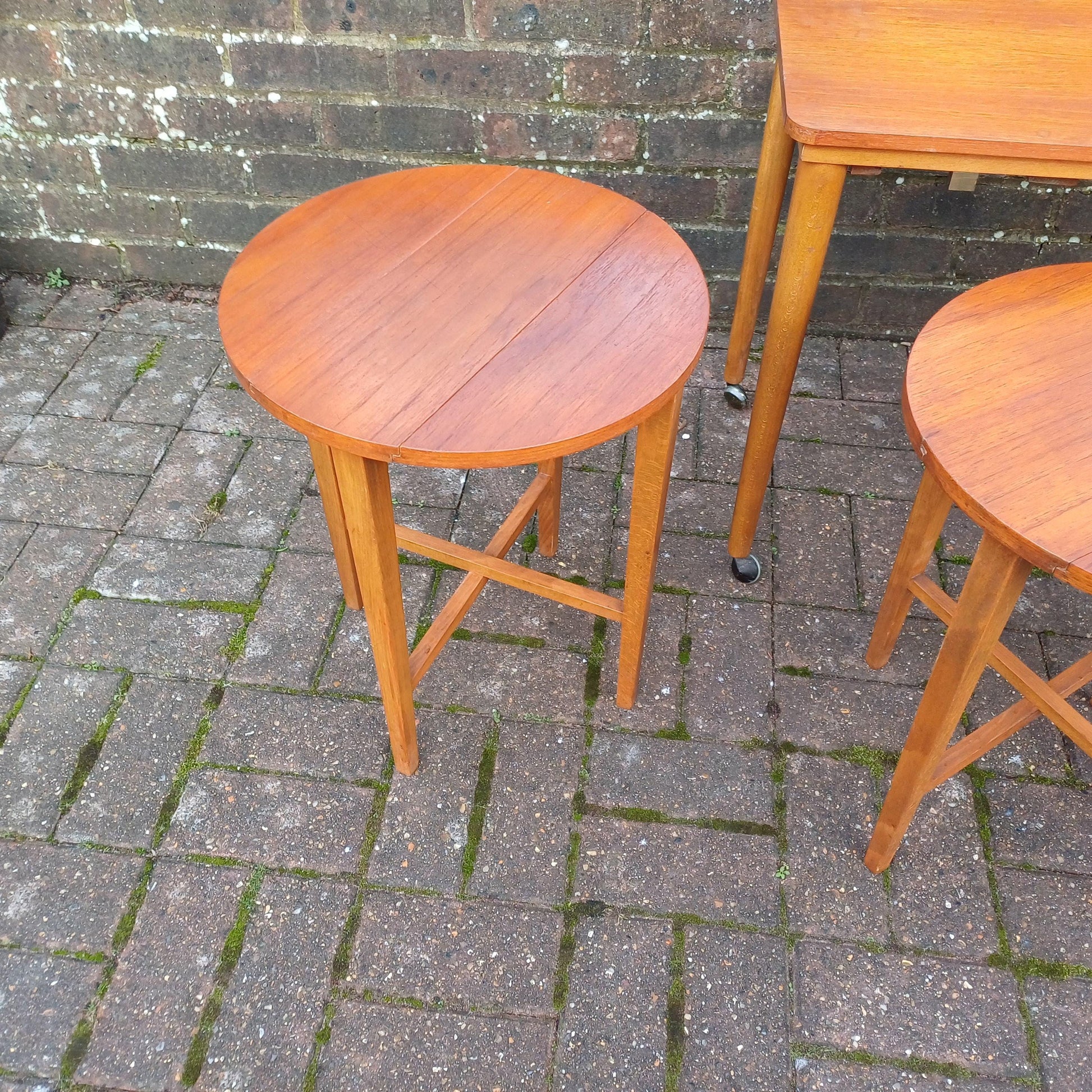 Iconic Danish Teak Vintage Retro Poul Hundevad Coffee Table on Castors Bedside Side Occasional. Nest with Four Auxiliary Folding Tables.