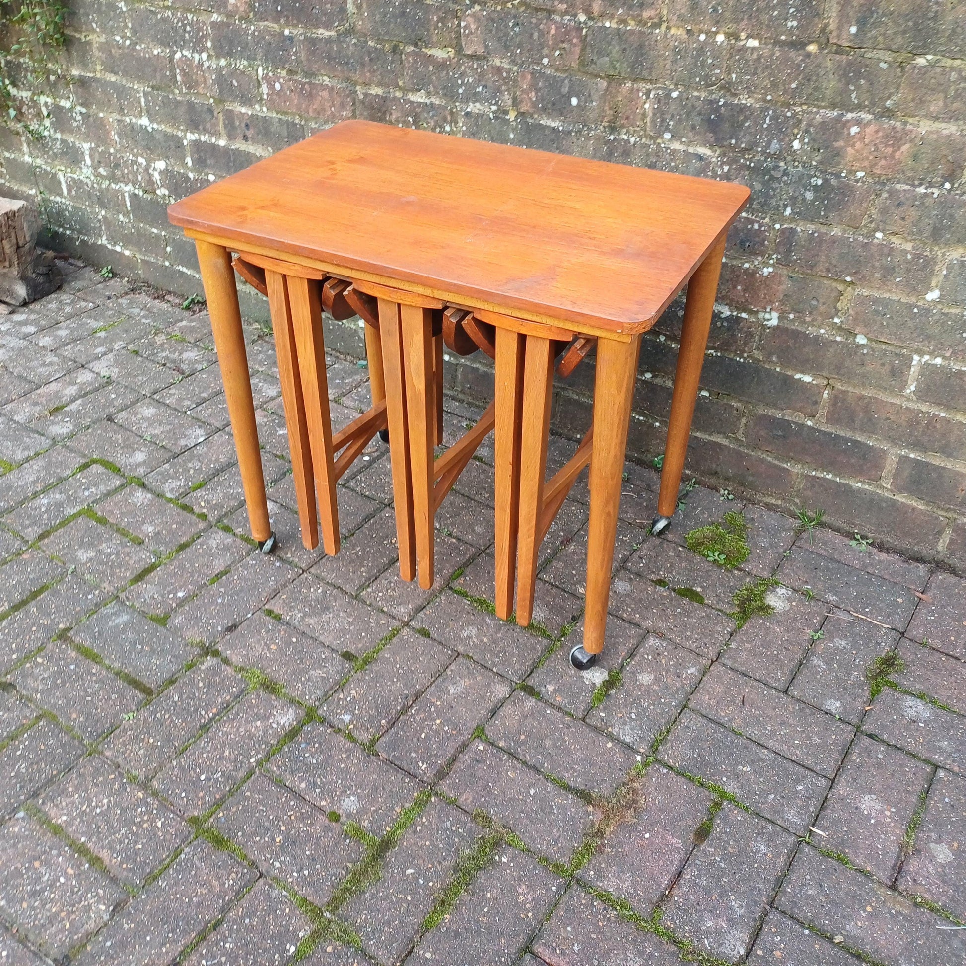 Iconic Danish Teak Vintage Retro Poul Hundevad Coffee Table on Castors Bedside Side Occasional. Nest with Four Auxiliary Folding Tables.