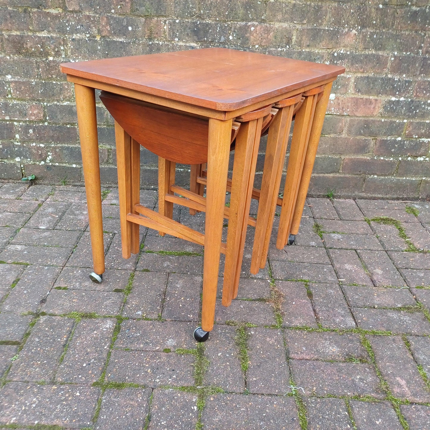 Iconic Danish Teak Vintage Retro Poul Hundevad Coffee Table on Castors Bedside Side Occasional. Nest with Four Auxiliary Folding Tables.