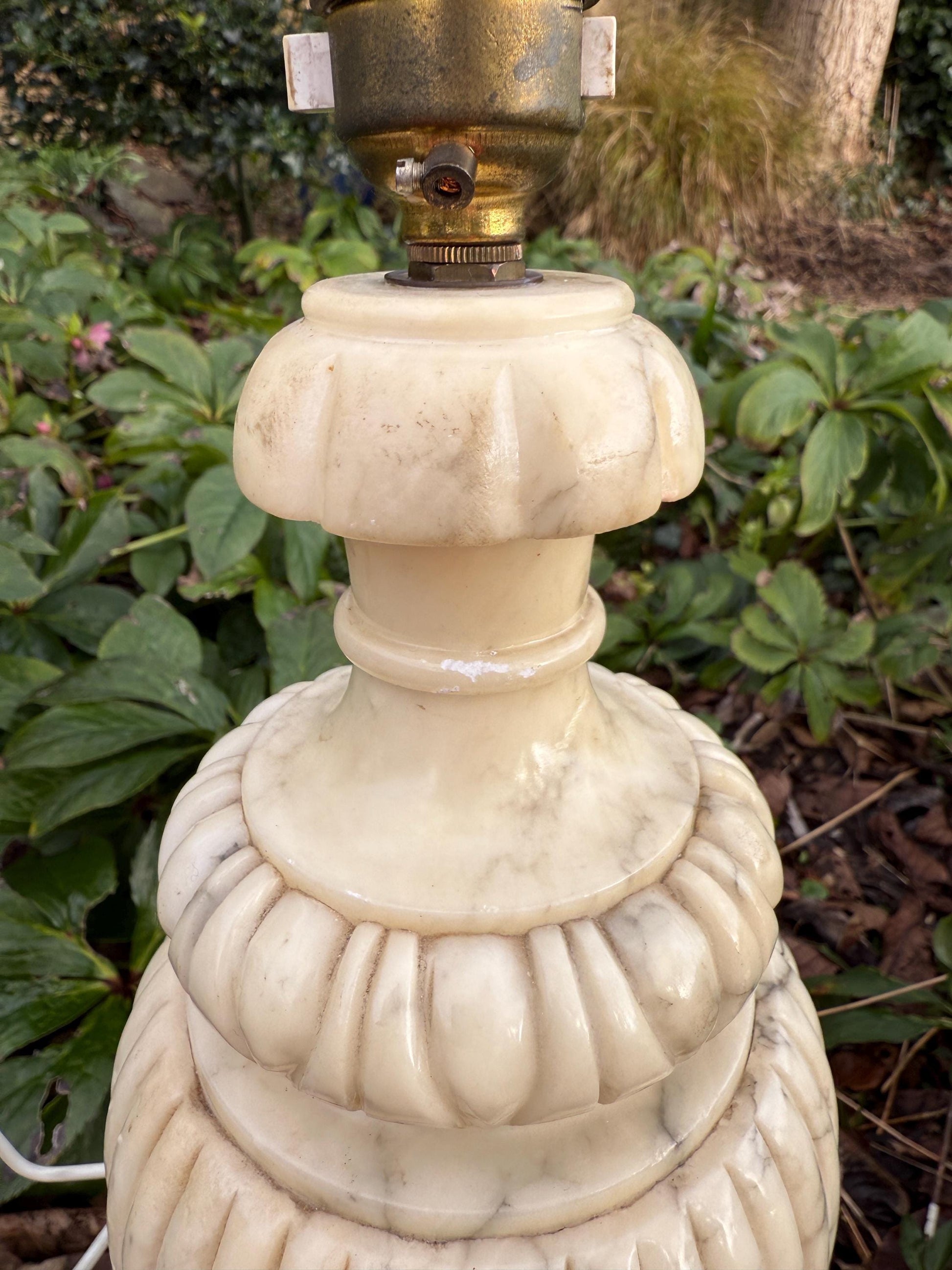 Very large Italian Neo-Classical Alabaster Vintage Table Lamp - excellent condition and working