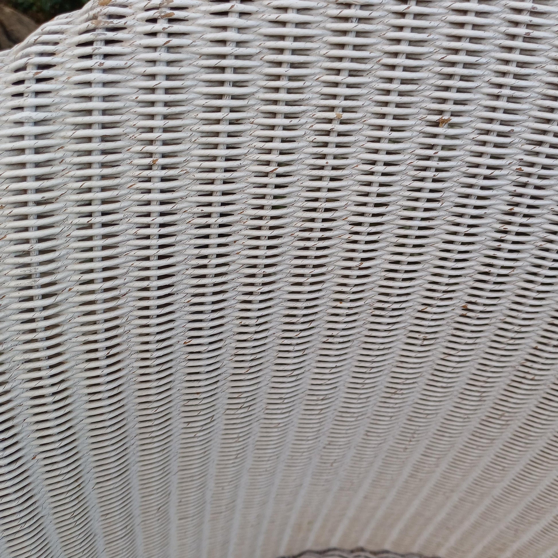 Lloyd Loom Mid Century White Wicker Cocktail Basket Weave Chair, on black metal legs, labelled