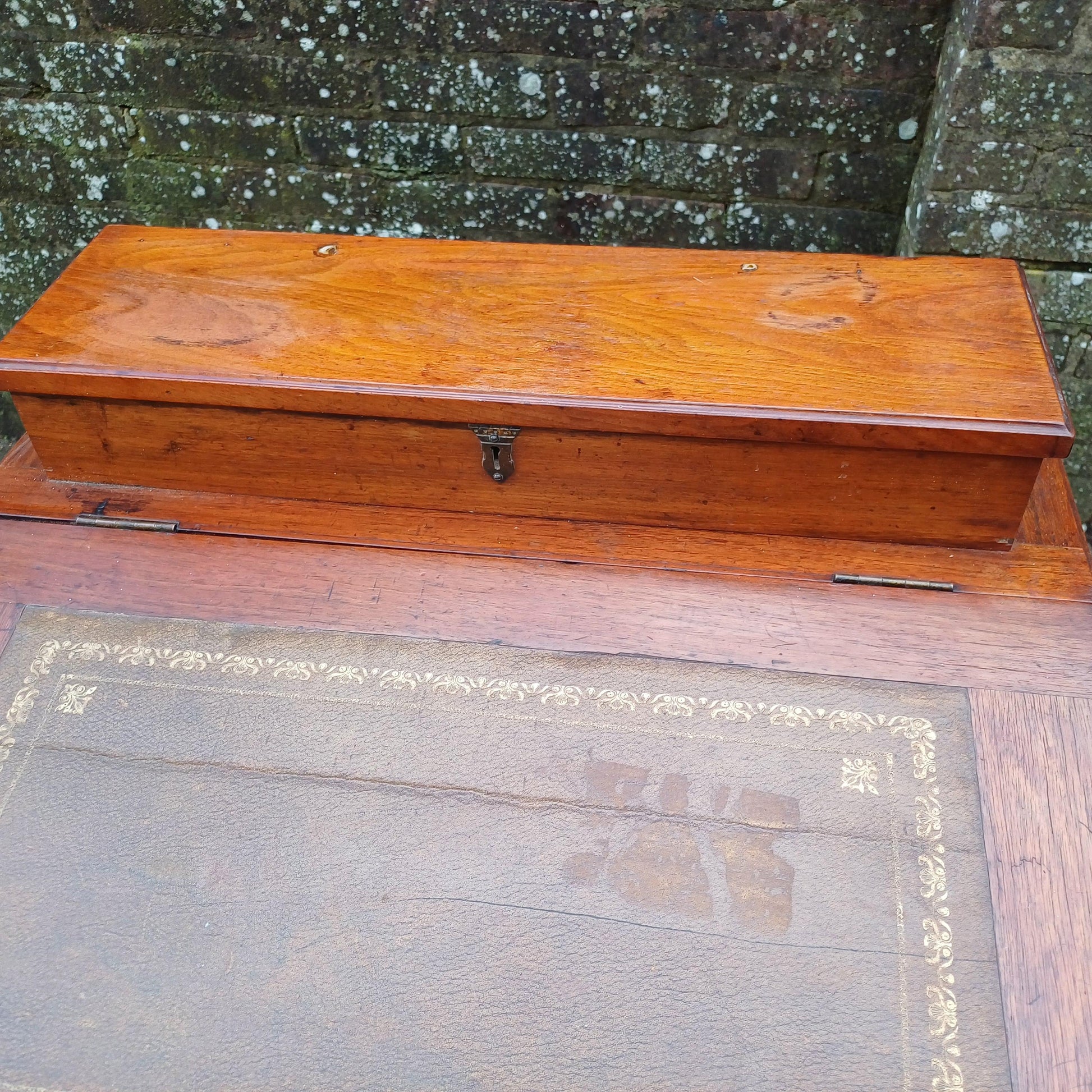 Vintage Davenport Antique Walnut Writing Desk with Carved Panel, Late 19th/Early 20th Century FREE HAND Delivery