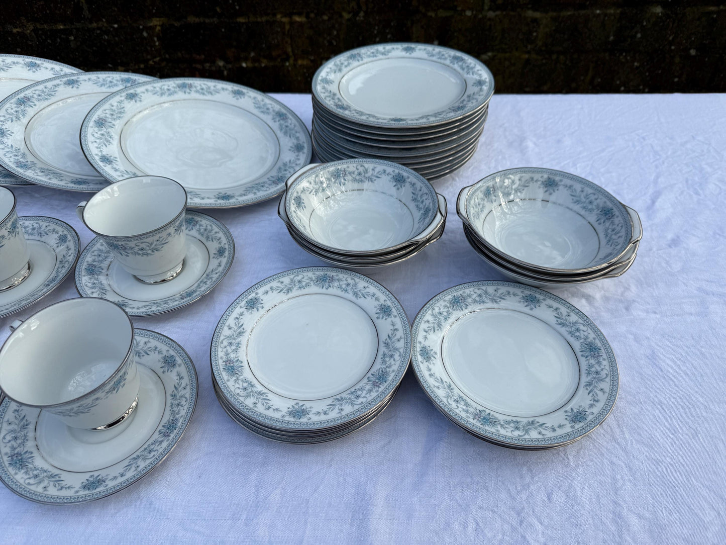 Large Noritake Quality Fine China ‘Blue Hill’ Blue and Silver Large Vintage Dinner Service. 39 Pieces