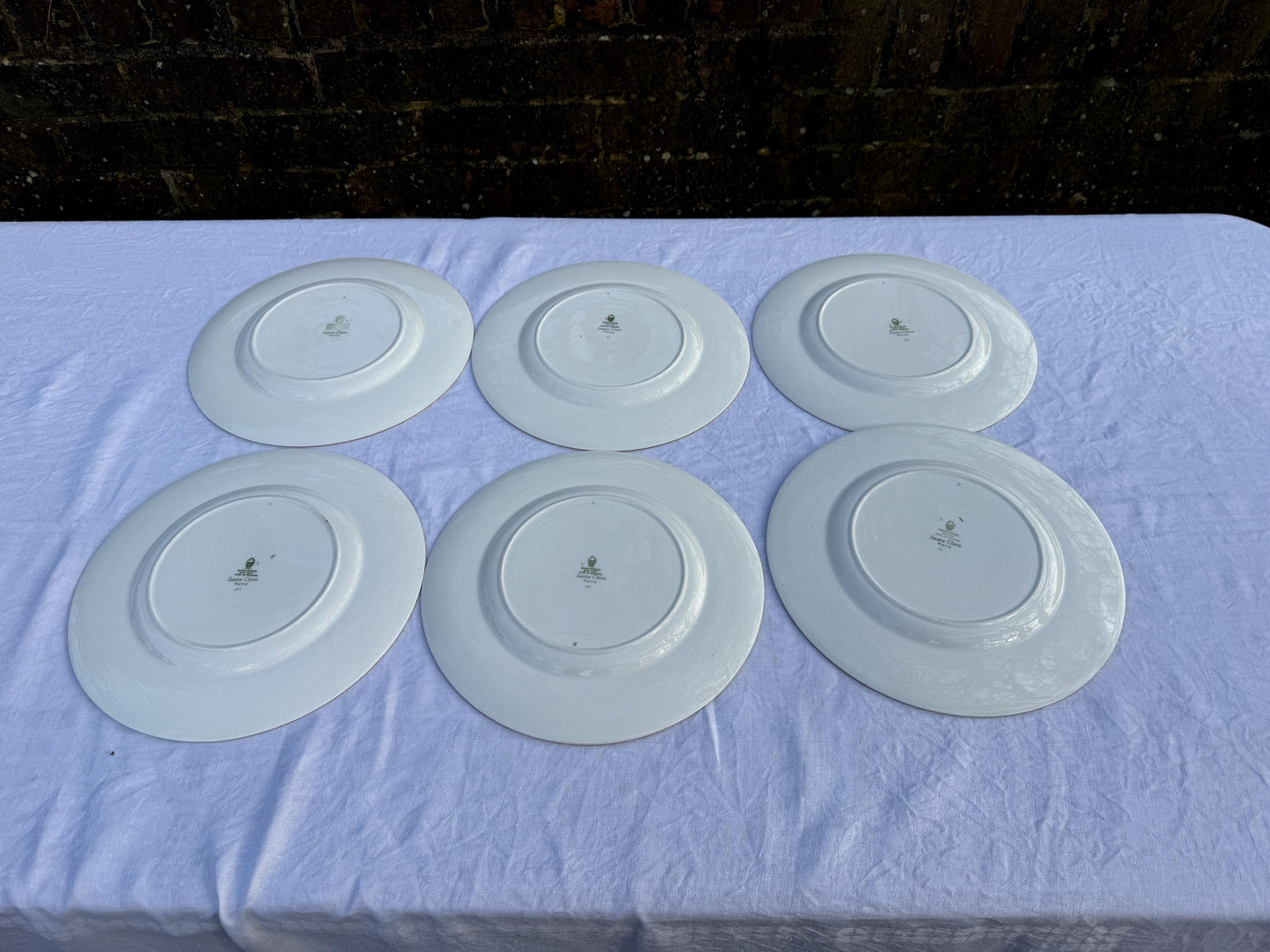Superb 1950s/60s Wedgwood Santa Clara part dinner service - Green Ivy pattern, 18 piece set incl dinner side plates, dessert soup bowls