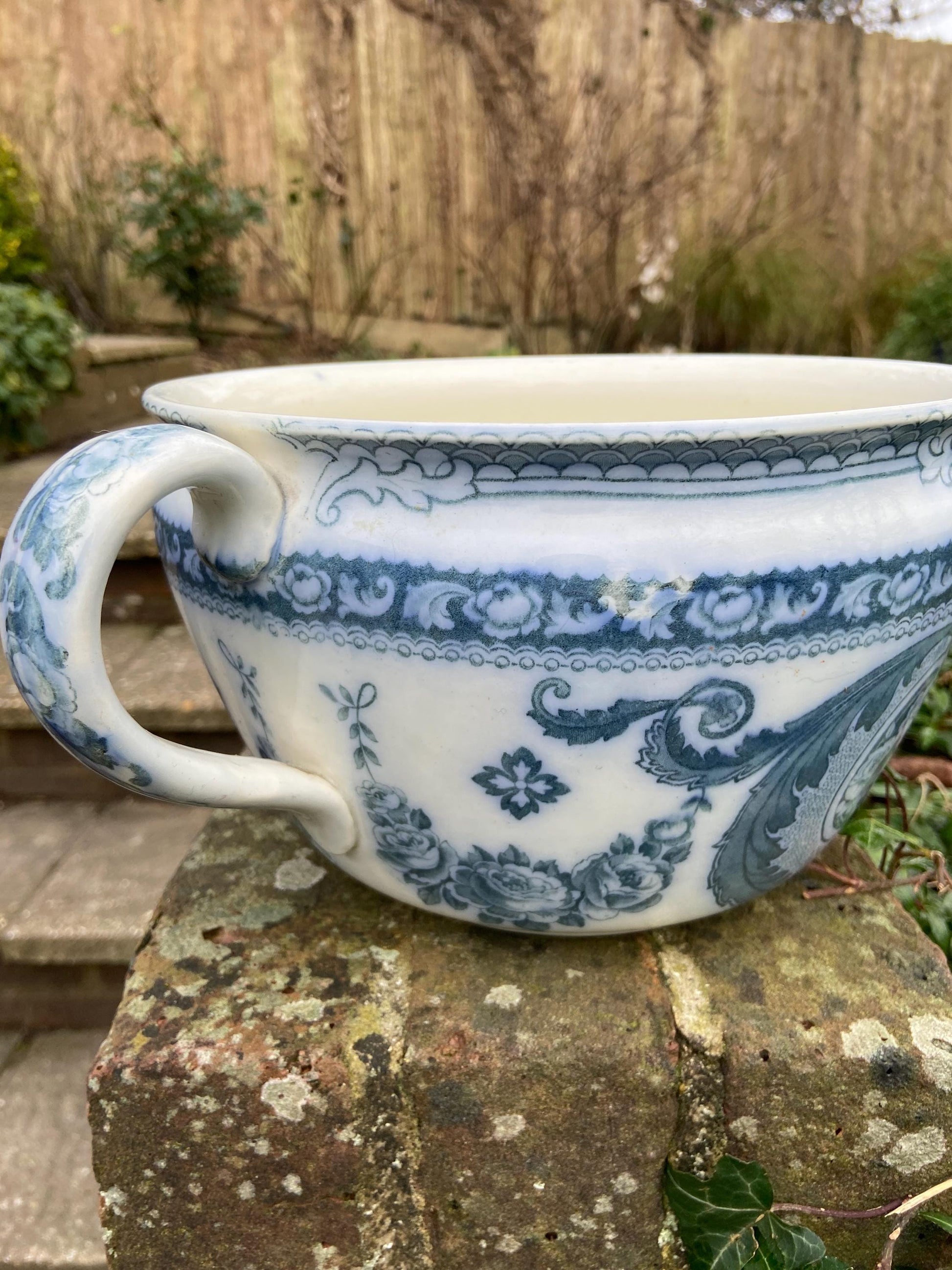 Antique planter, Victorian Blue and White Antique Chamber Pot, Potty, Indoor planter, Orient pattern