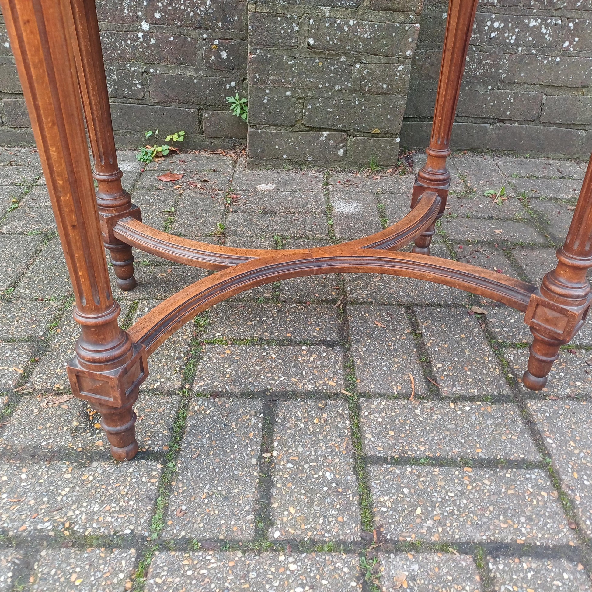 Beautiful Top Quality French Vintage 1920s Fruitwood Side Occasional Table FREE HAND Delivery