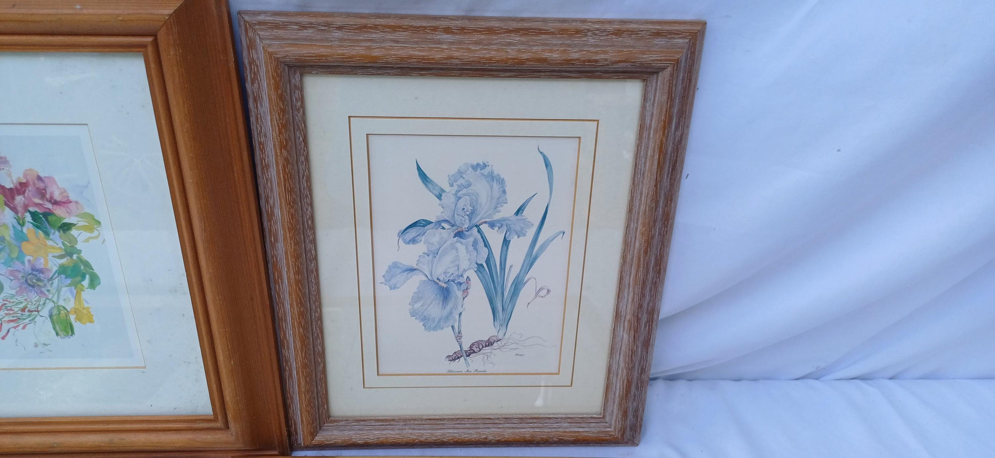 Collection of 5 Gold Vintage Pictures Prints Frames Framing Glazed with Boarded Backings Frame Photo Photograph Artist Upcycling Project.
