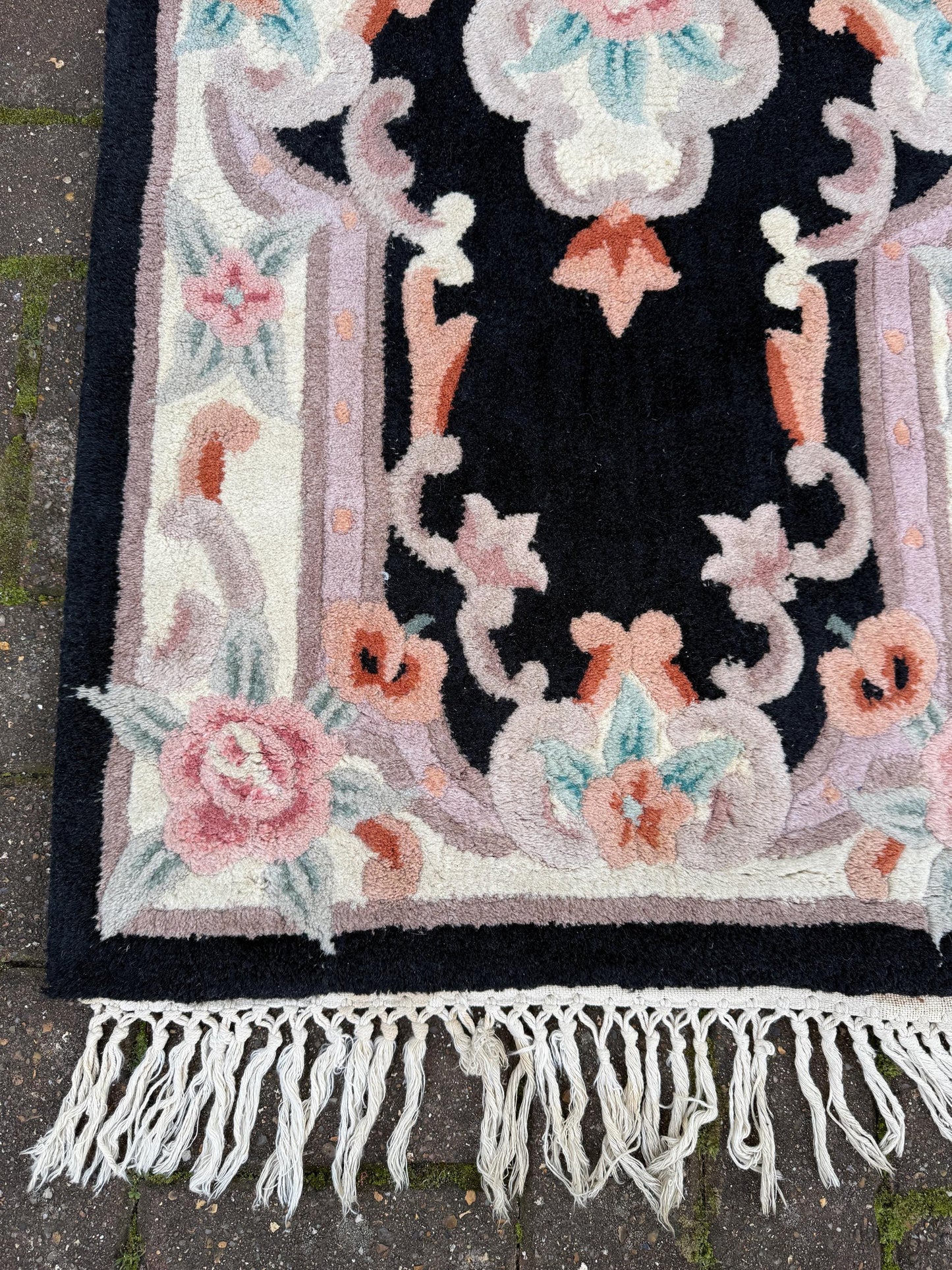 Black Thick Pile Chinese Wool Rug (136cm x 62cm)