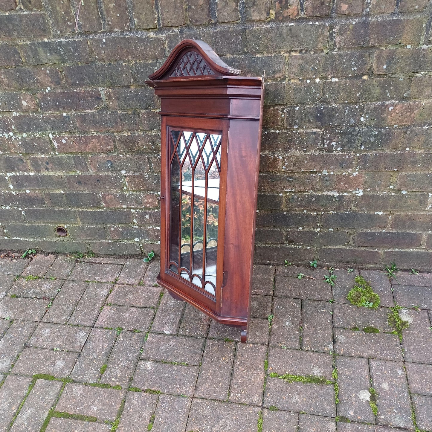 Superb Vintage Mahogany Mirror Back Corner Cupboard Exceptional Quality FREE HAND Delivery Very Heavy