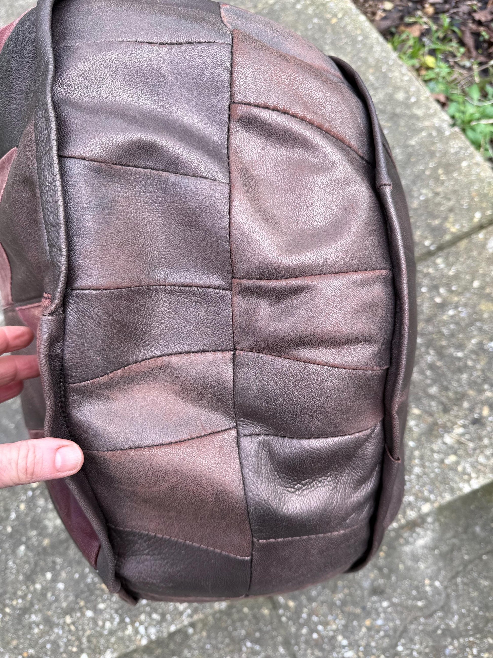 Retro vintage Pouf / Beanbag in leatherette - aged and charming - Hippy retro cushion, stool, bohemian decor, bean bag