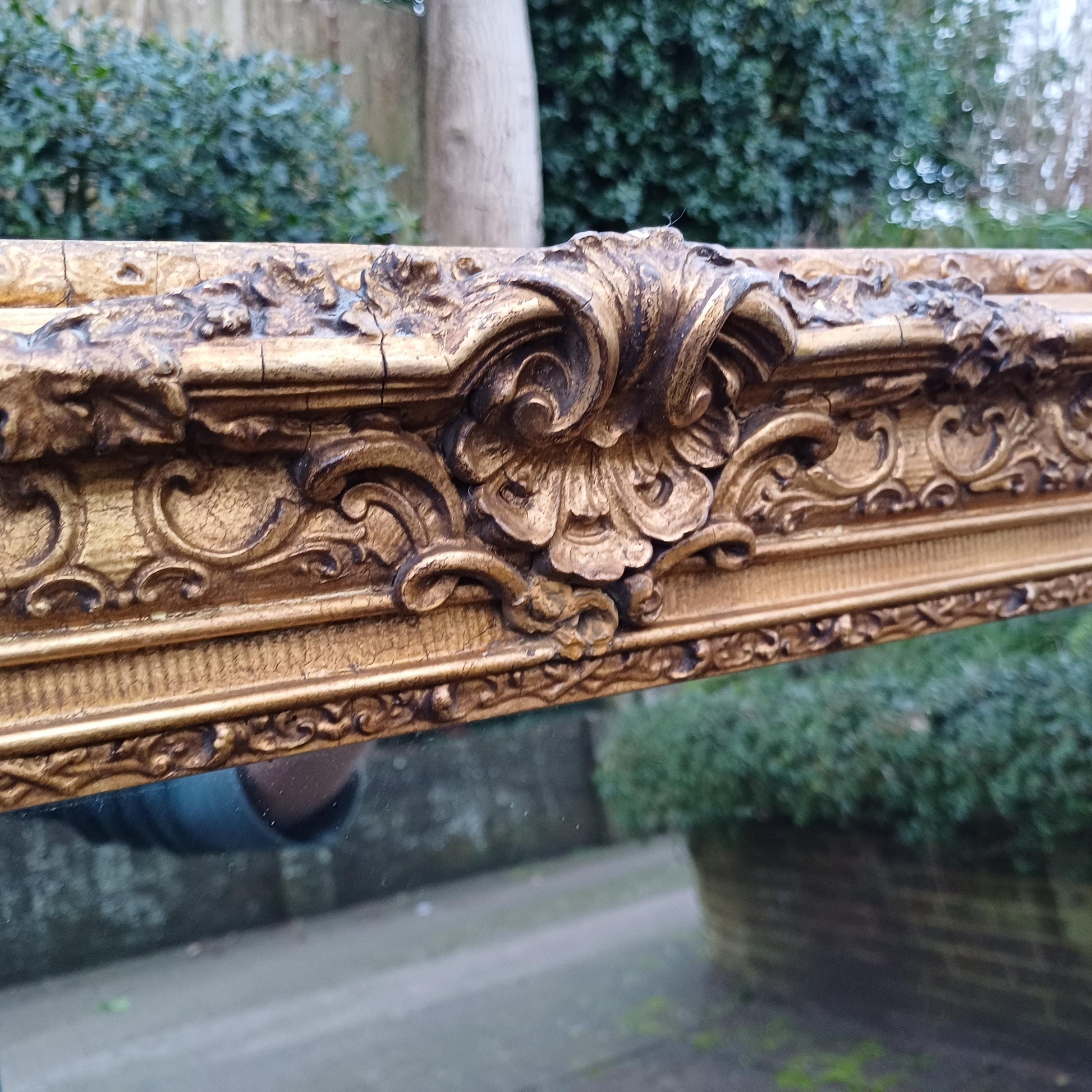 Huge Imposing and Intricate Detailed Victorian Gold Gold Framed Mirror FREE HAND Delivery 136 x 102 cm Will Hang Either Way