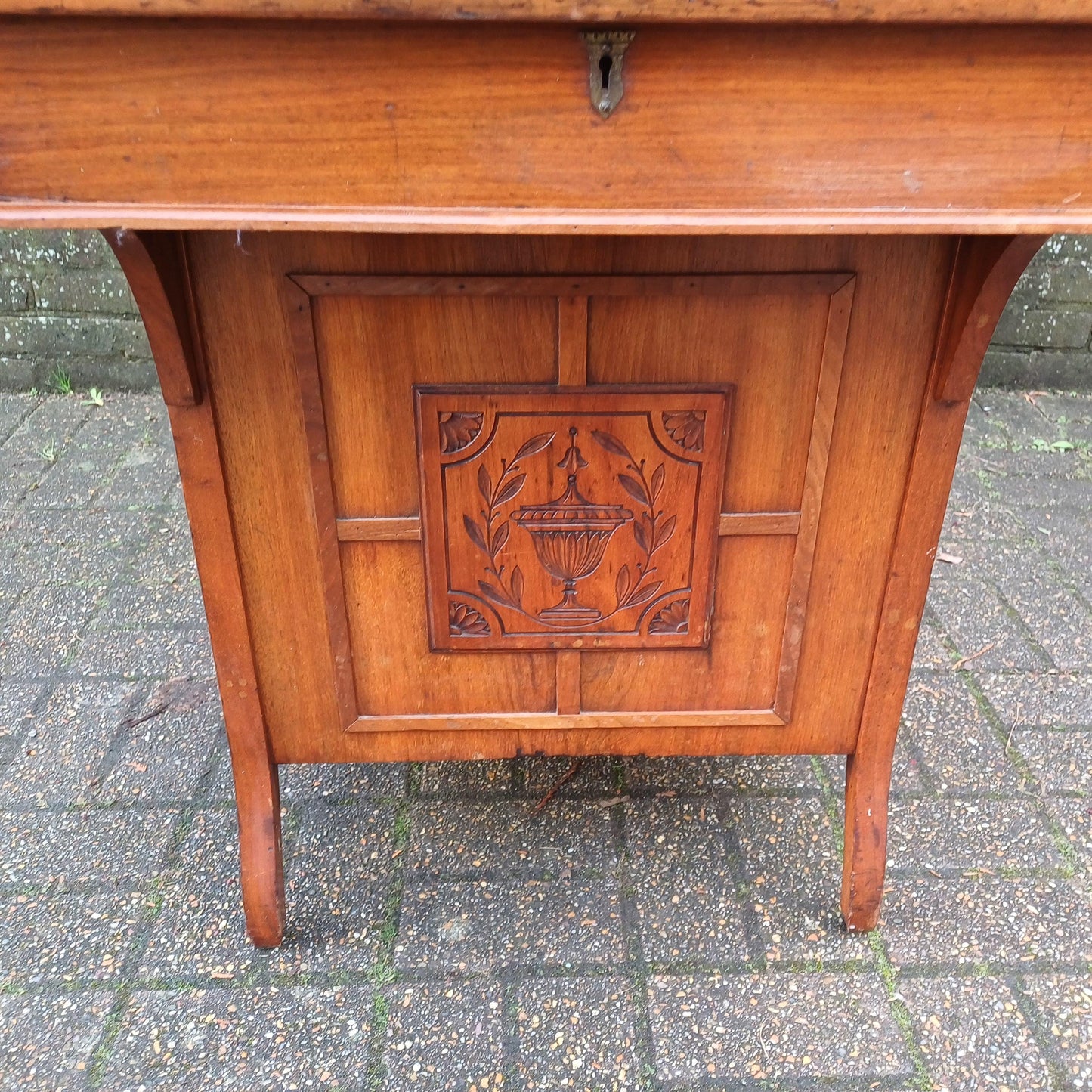 Vintage Davenport Antique Walnut Writing Desk with Carved Panel, Late 19th/Early 20th Century FREE HAND Delivery