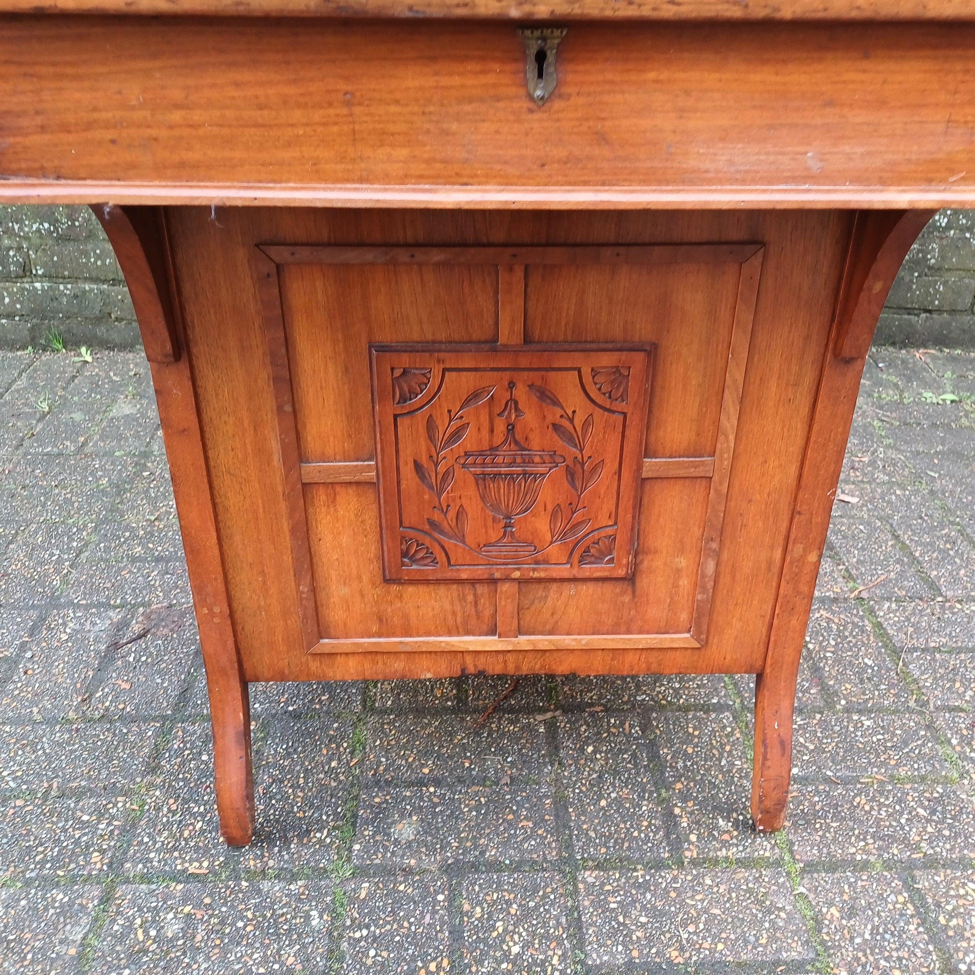 Vintage Davenport Antique Walnut Writing Desk with Carved Panel, Late 19th/Early 20th Century FREE HAND Delivery