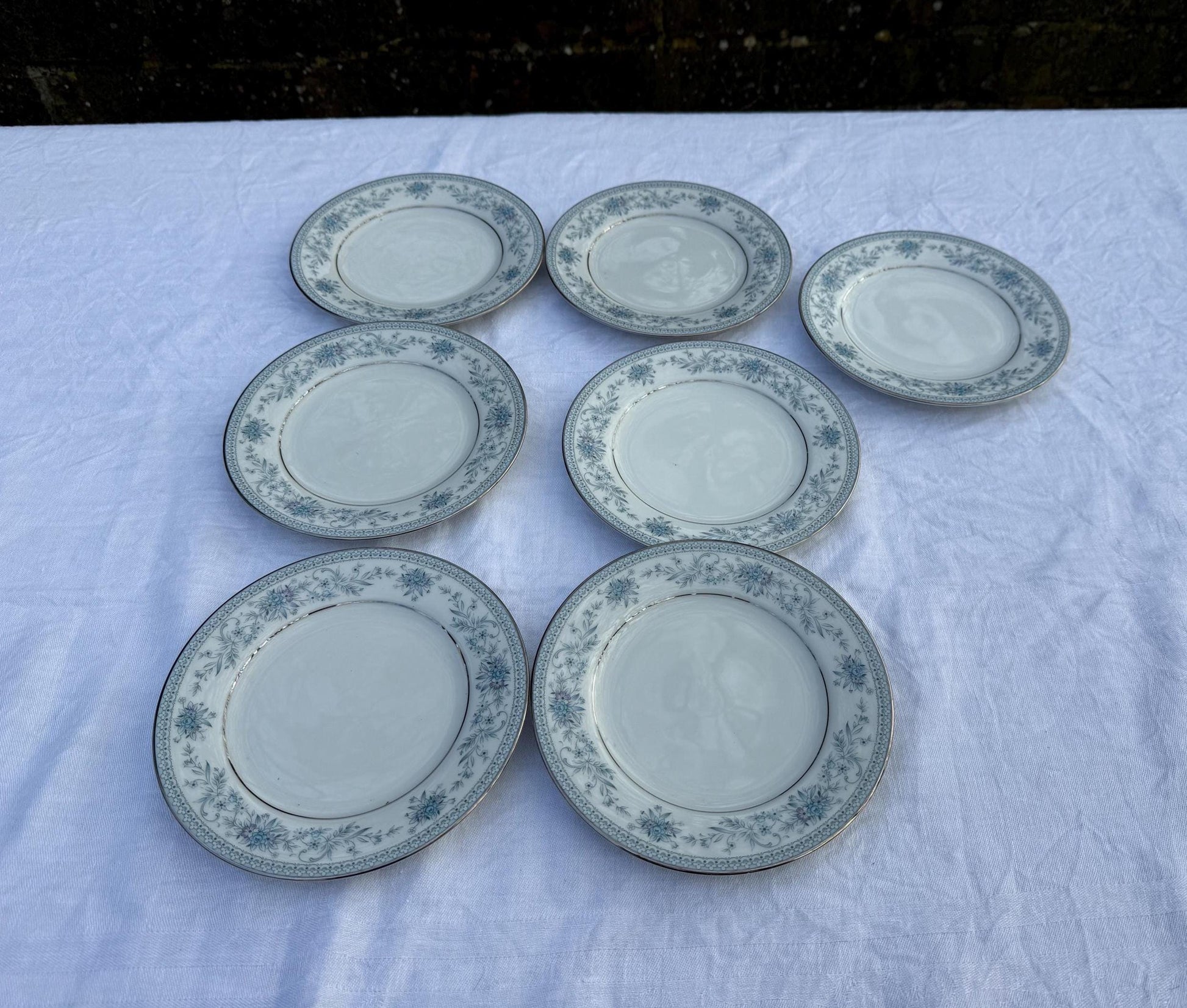 Large Noritake Quality Fine China ‘Blue Hill’ Blue and Silver Large Vintage Dinner Service. 39 Pieces