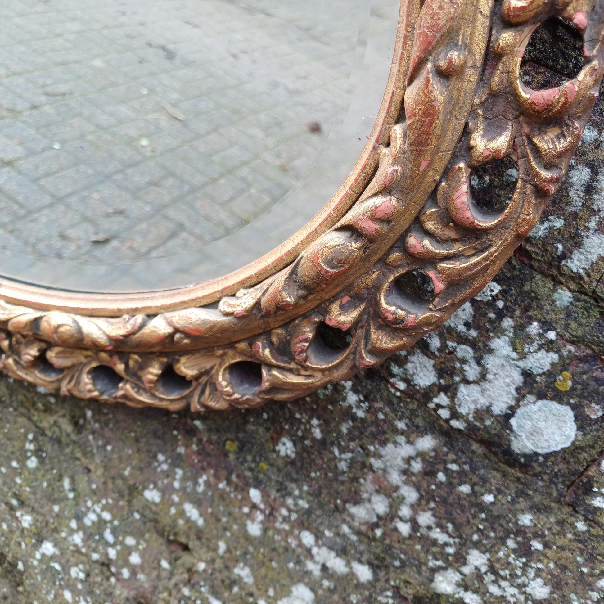 Beautiful Age Worn Gold Red with Highlights Oval Mirror Bevelled Glass 50 x 77 cm