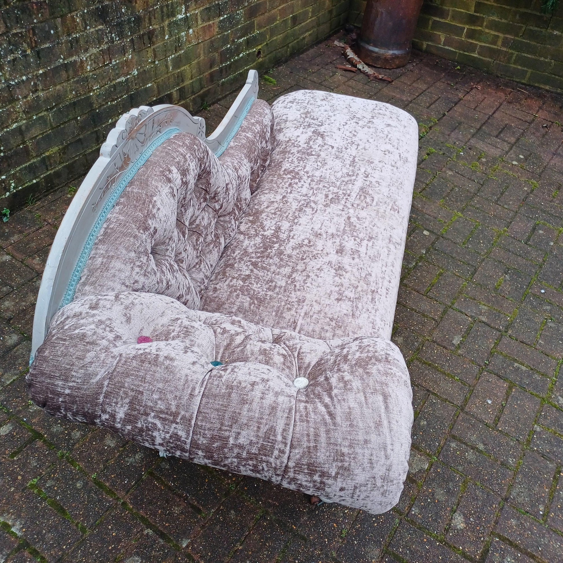 Grand Imposing Top Quality Bespoke Upcycled Vintage Painted and re-Upholstered Chaise Longue FREE HAND Delivery