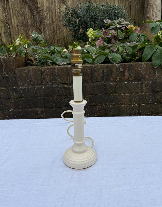 marks and spencer vintage table lamp. PAt tested. cream candlestick table lamp