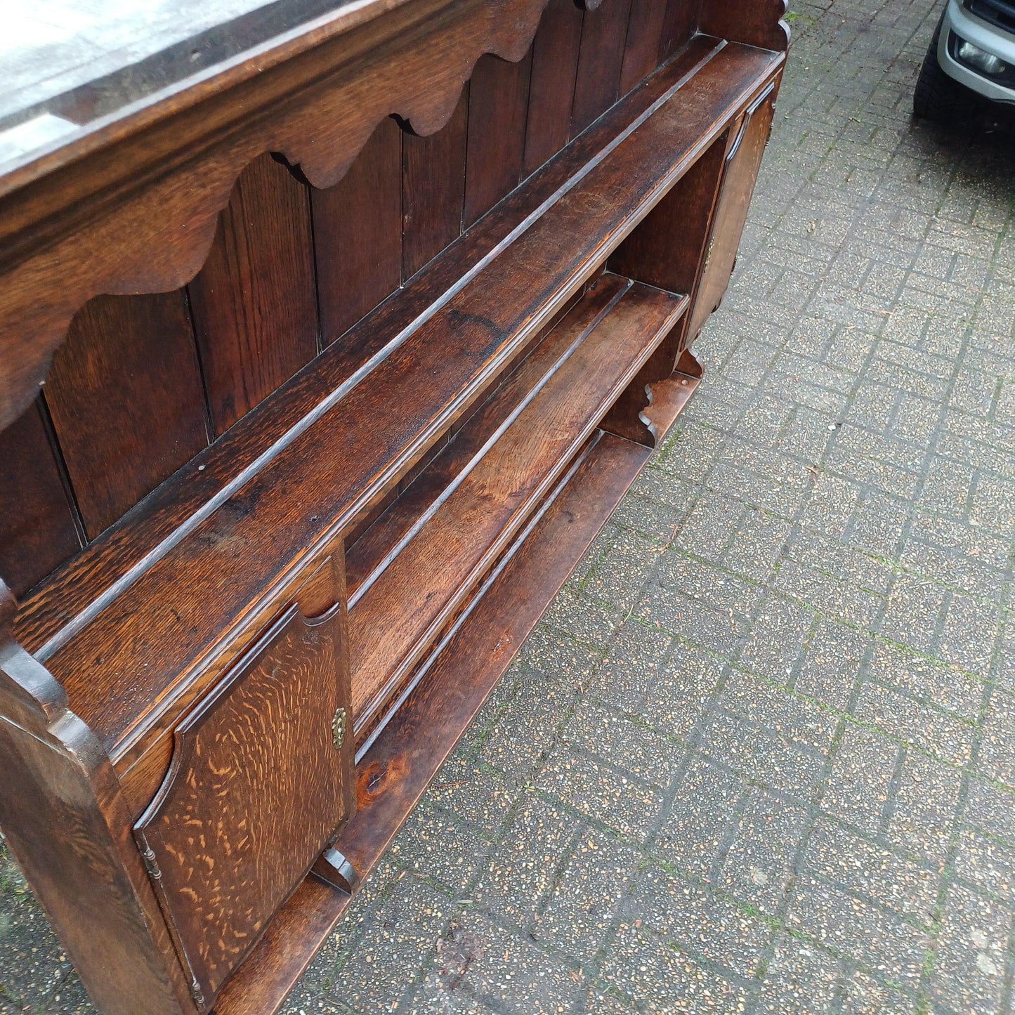 Huge Imposing 6ft Victorian Plate Rack Dresser Top Display Shelves Made of Solid Oak with 2 Cupboards FREE HAND Delivery