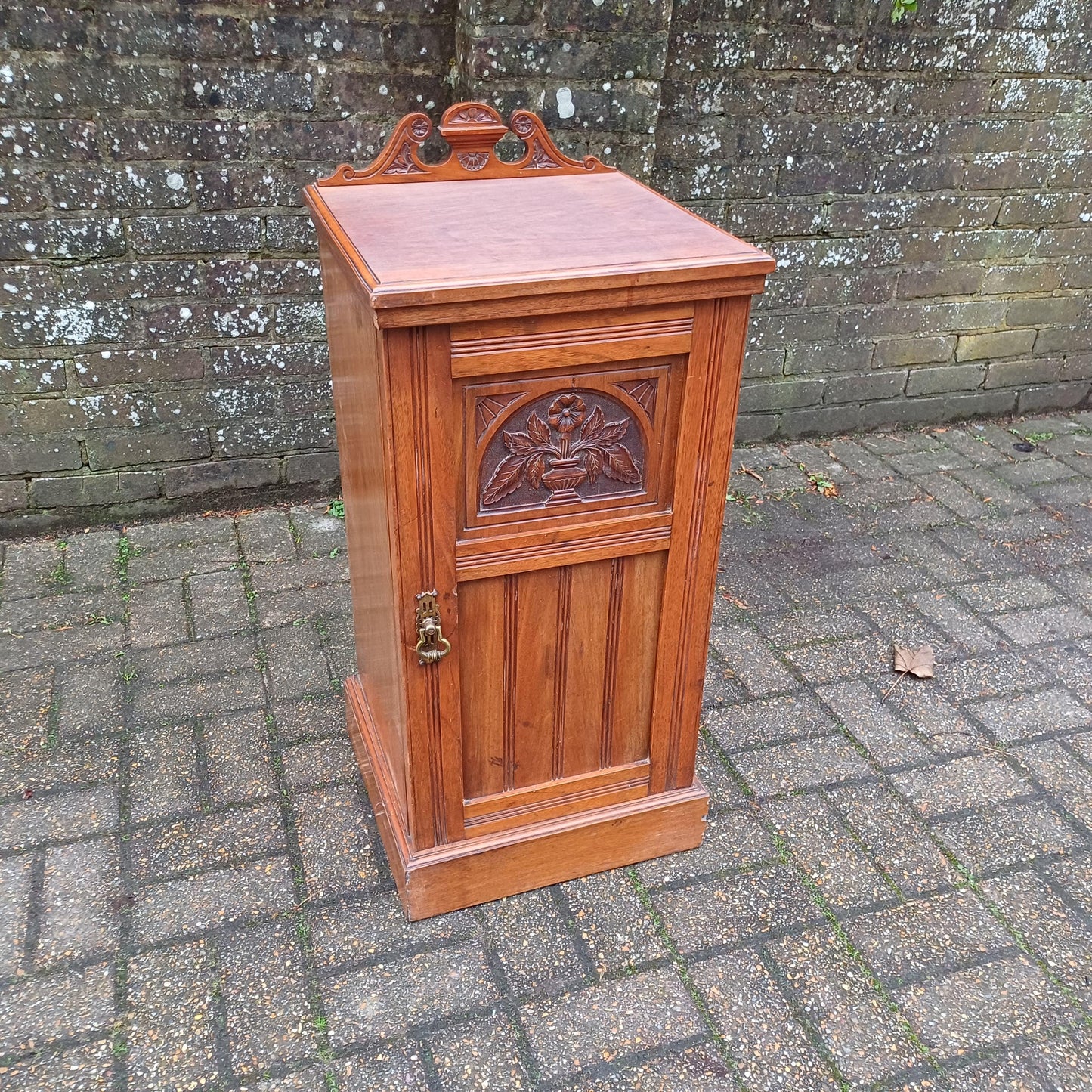 Top Quality Vintage Late Victorian Walnut Bedside or Pot Cupboard