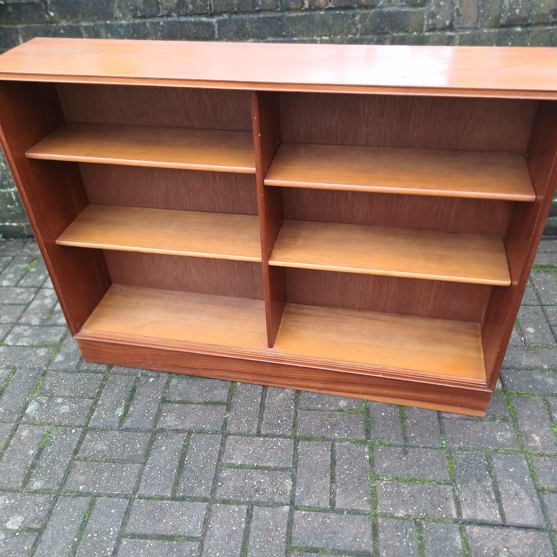 Classic Solid Wood Mid Century Retro Glazed Display Bookcase with Thick Glass Doors FREE HAND Delivery.