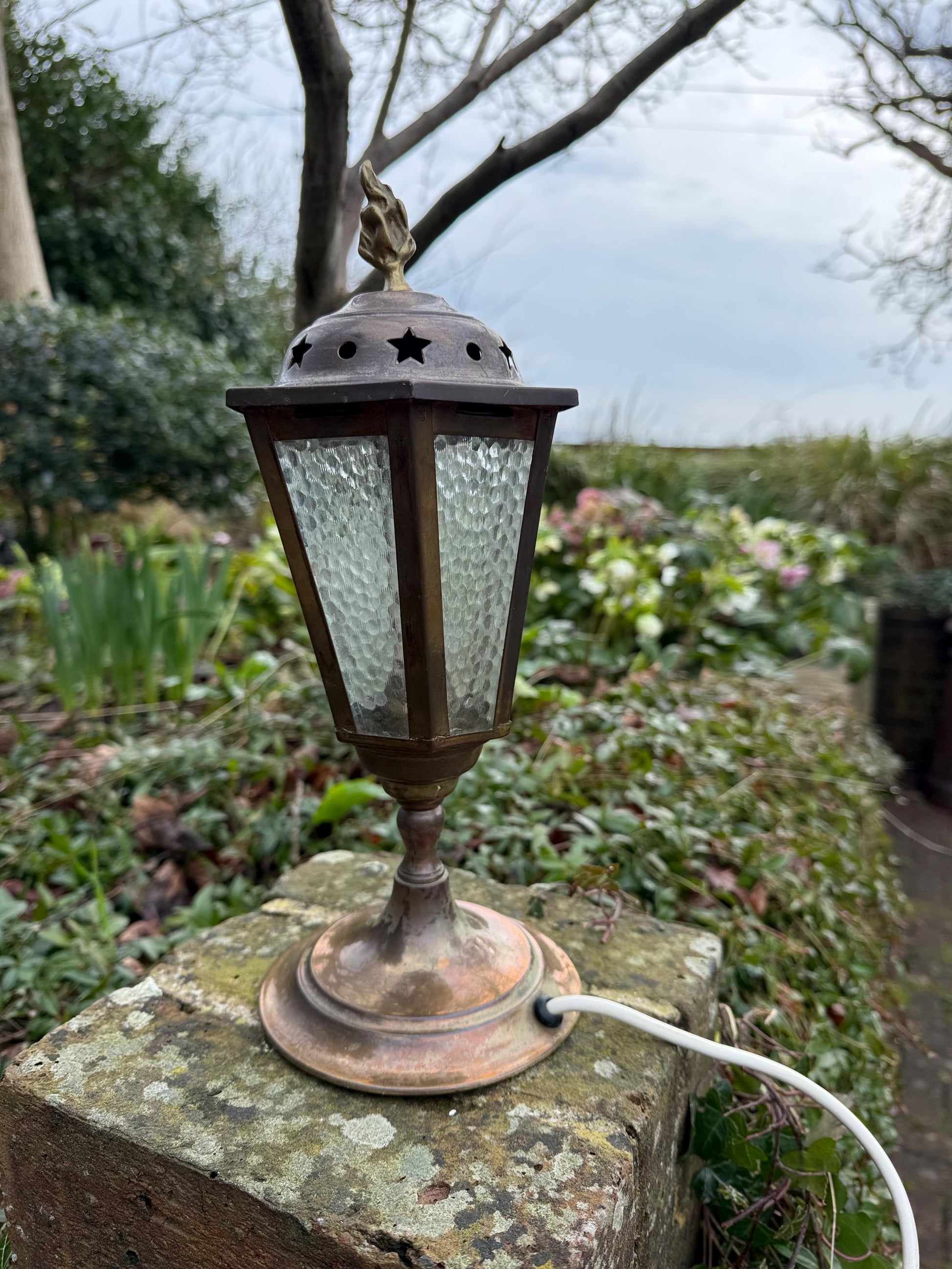 Unusual 1970s mock lantern table lamp, working vintage table lamp